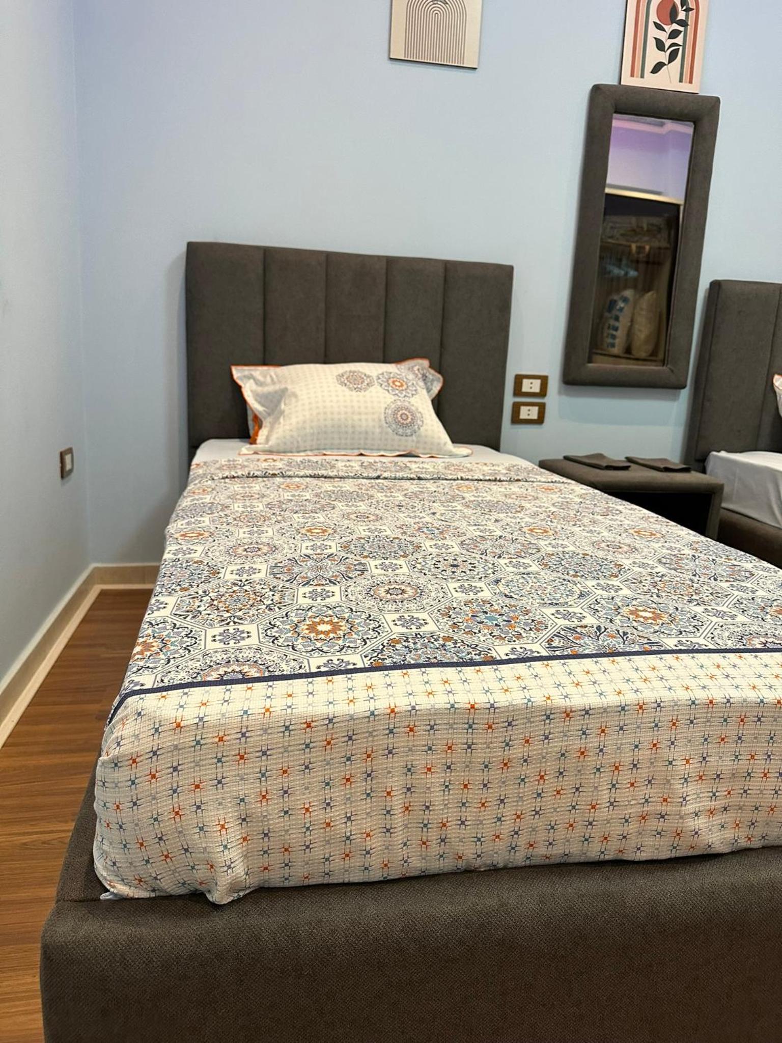 New Cairo- Luxury Hotel-Style Apartment in Villa East of the Academy ENG02