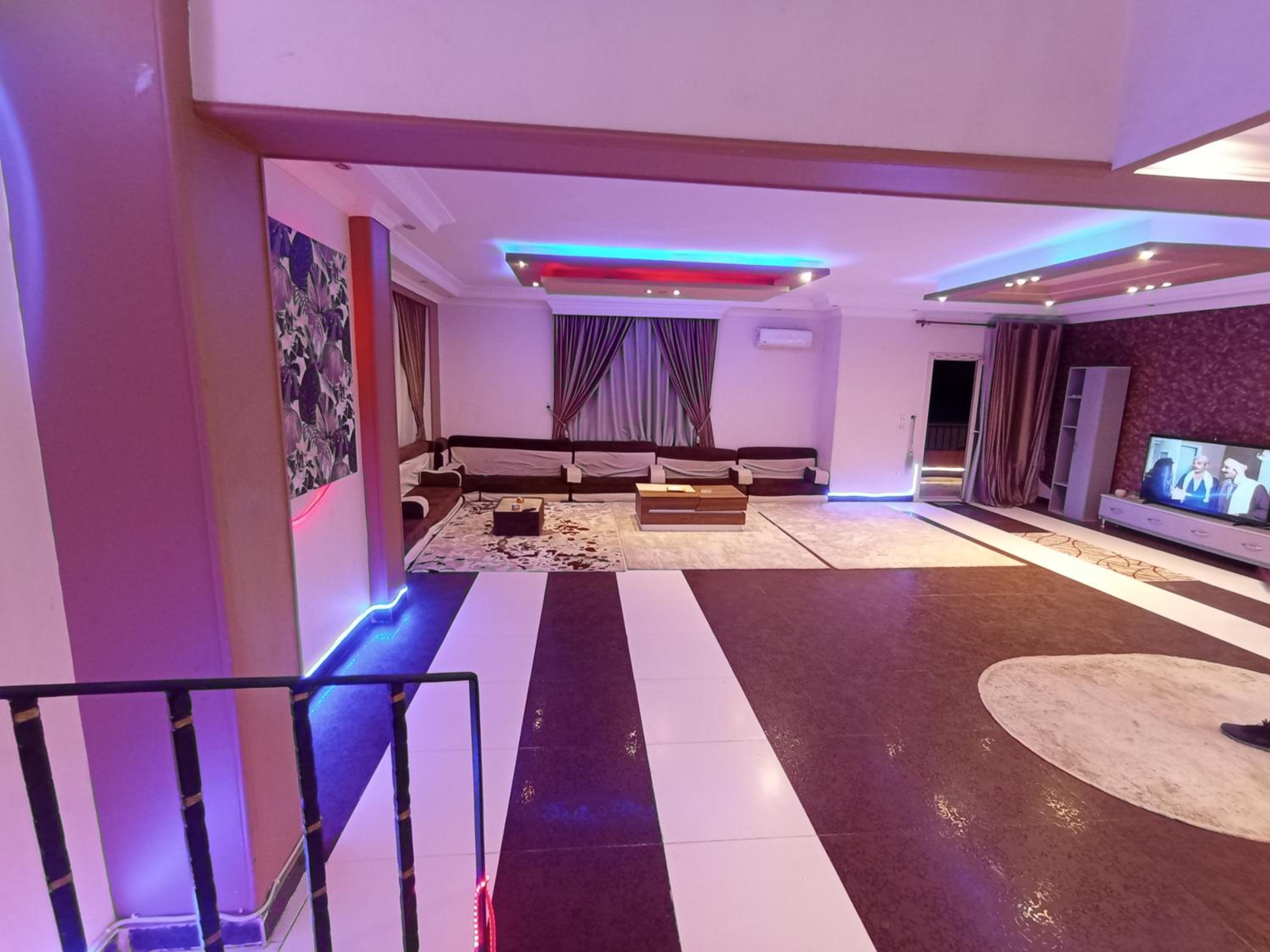 lounge