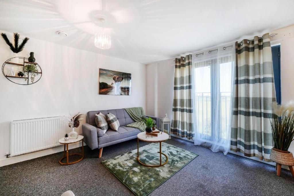 One and Two Bed Apartments Slough near Heathrow