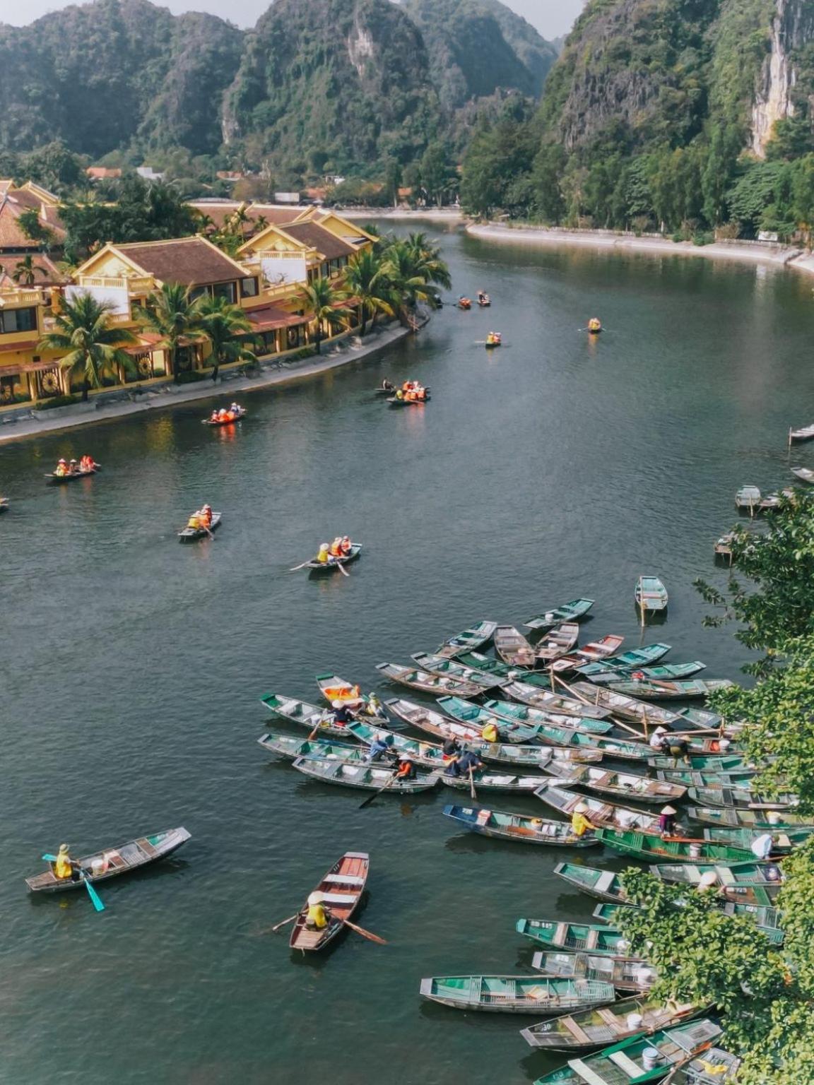 Azalea Tam Coc Ninh Bình view 2