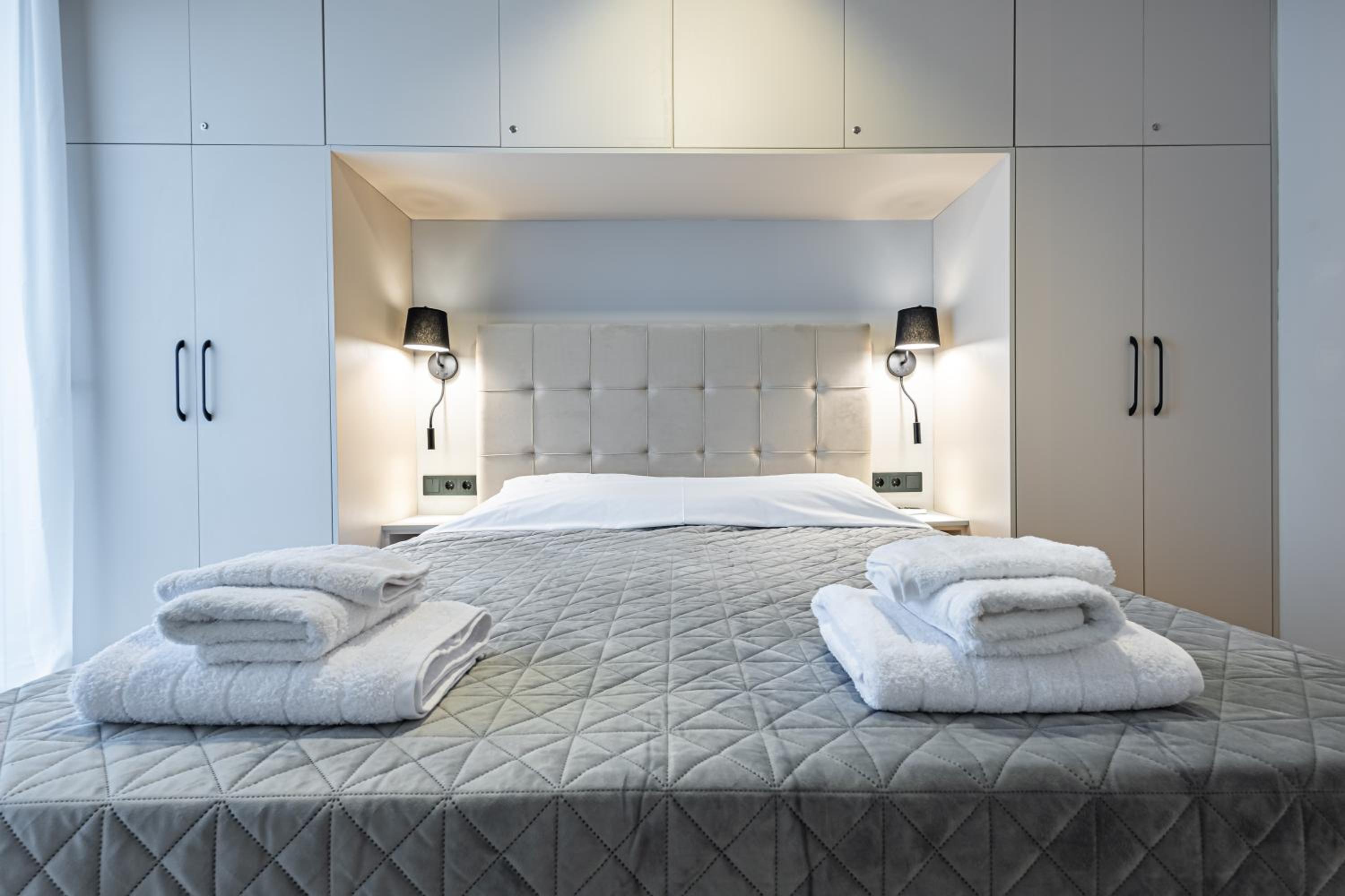 Stylish Central Athens Apartment photo 3