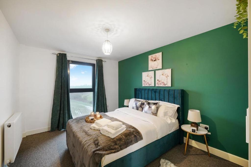 One and Two Bed Apartments Slough near Heathrow