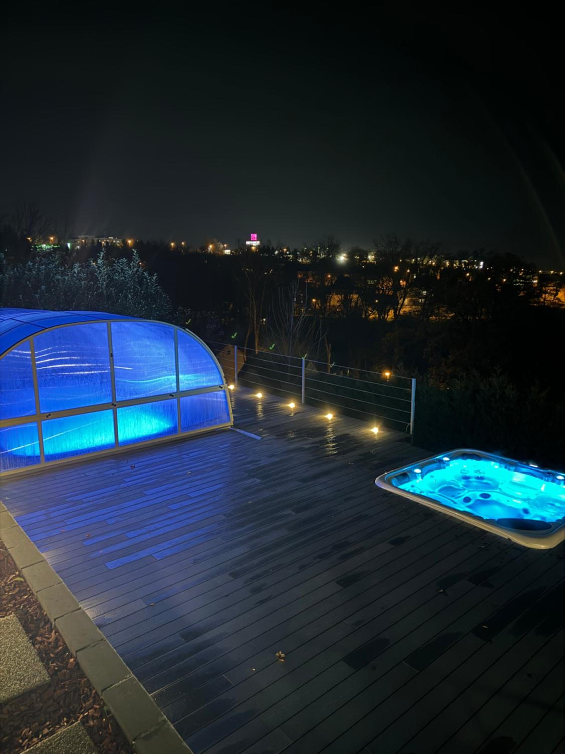 Airport Luxury Apartment & Spa Prague