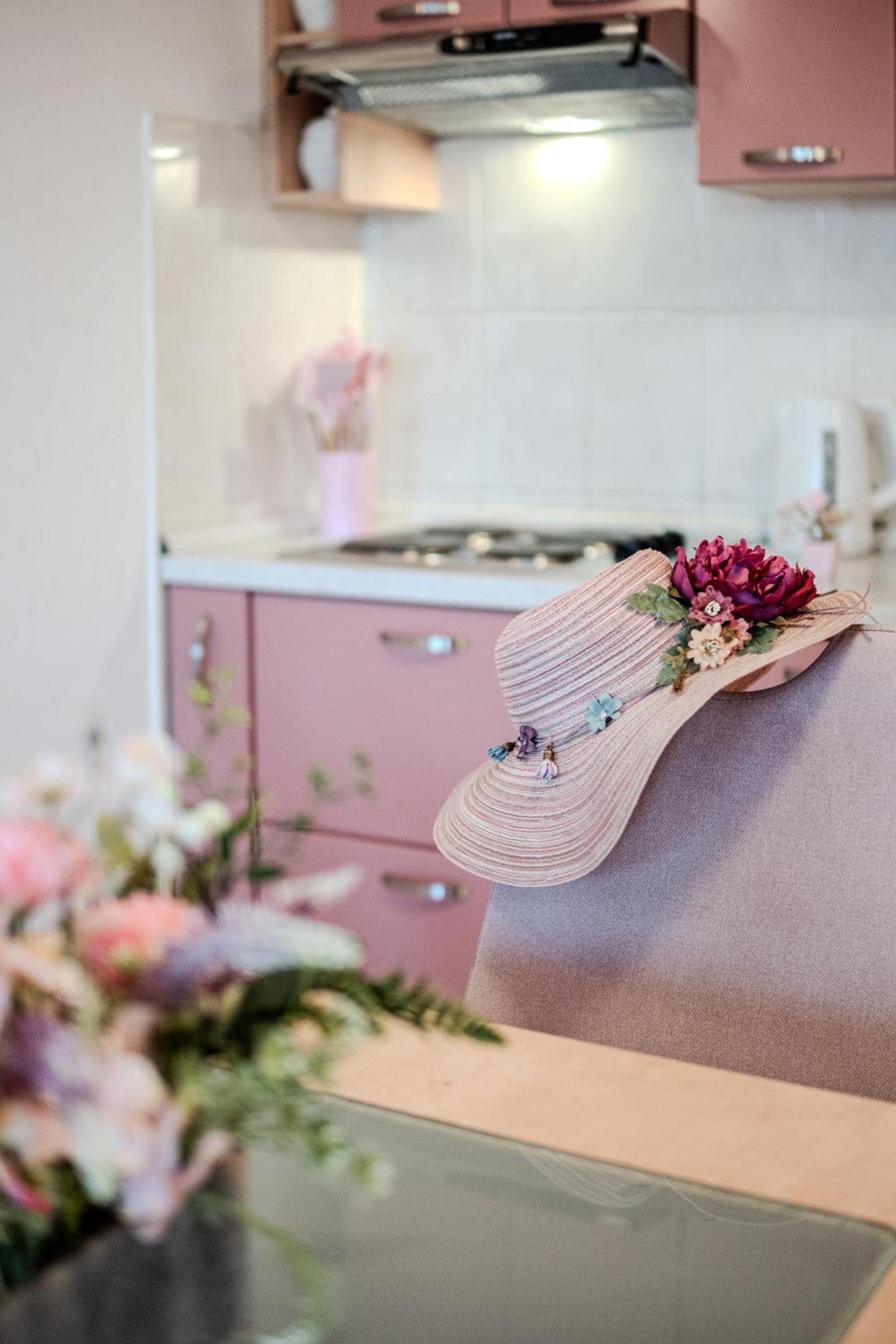 Photo 242