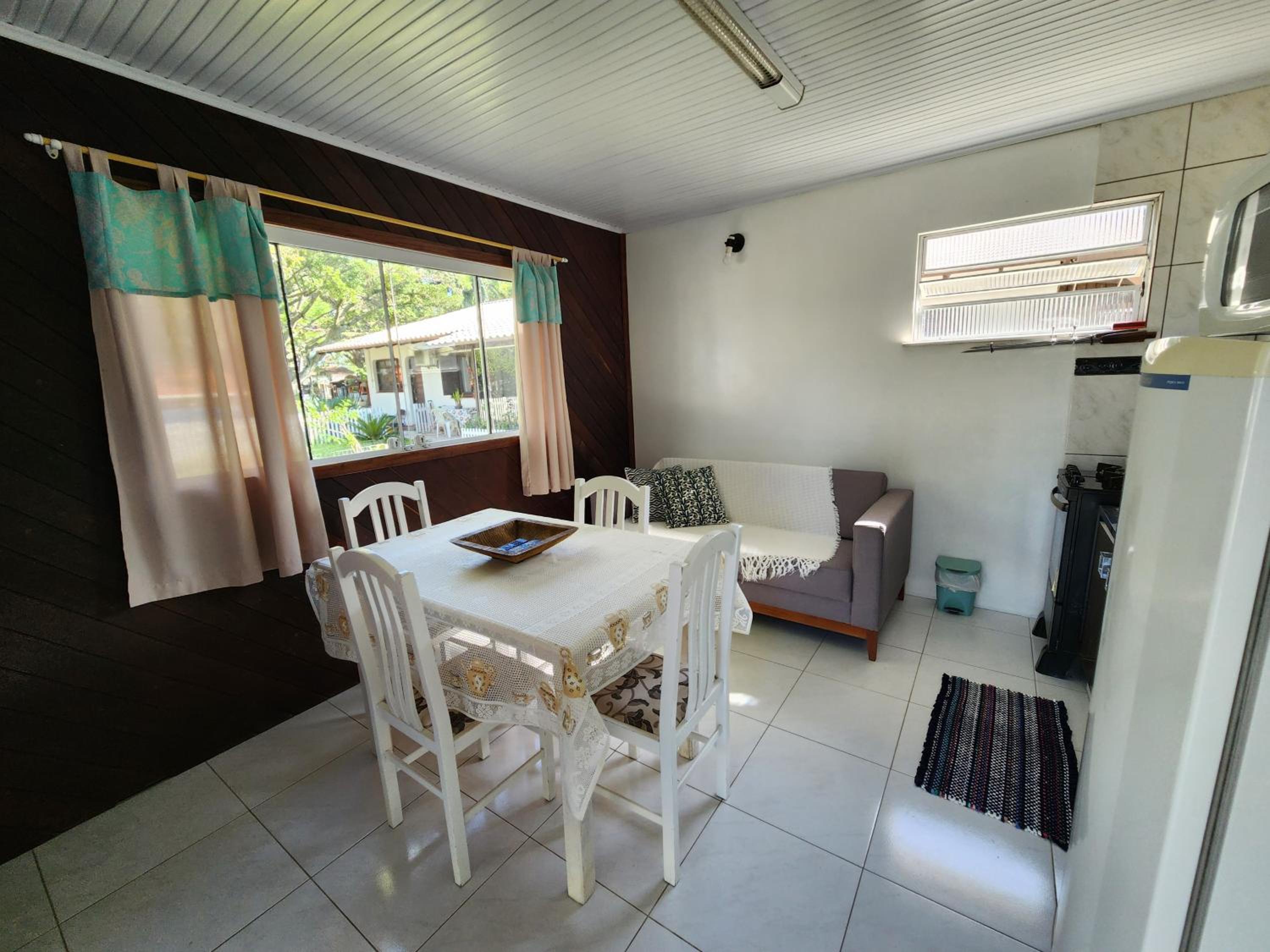 Casa junto à Lagoa do Armazém, em Tramandaí