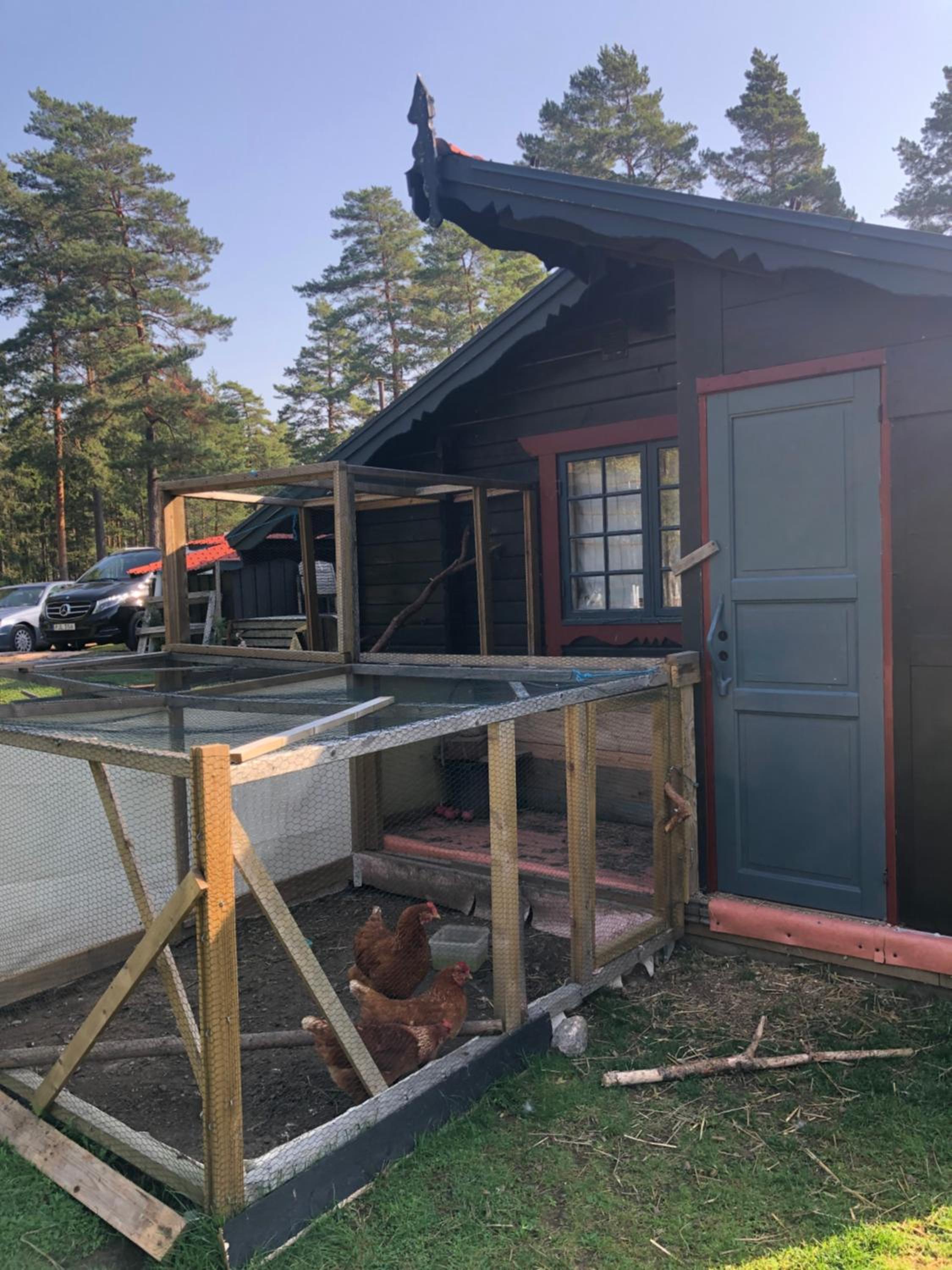 Timber cottages with jacuzzi and sauna near lake Vänern view 2