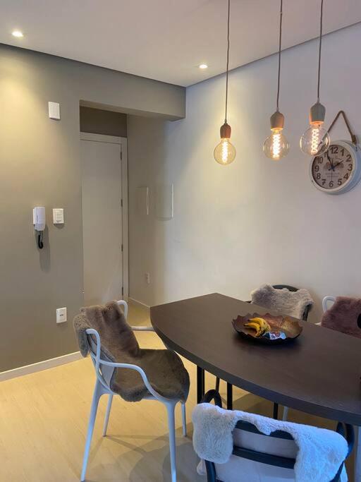 APARTAMENTo ACONCHEGANTE NO CENTRO DE CANELA!