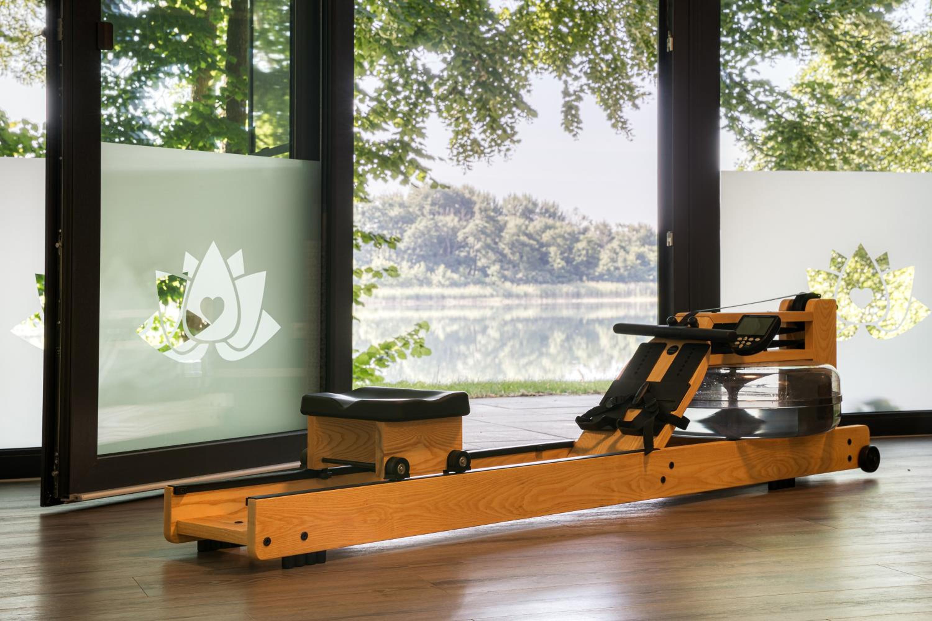 Yoga-Oase am Krakower See - Erdgeschoss mit Terrasse, Kamin & Sauna