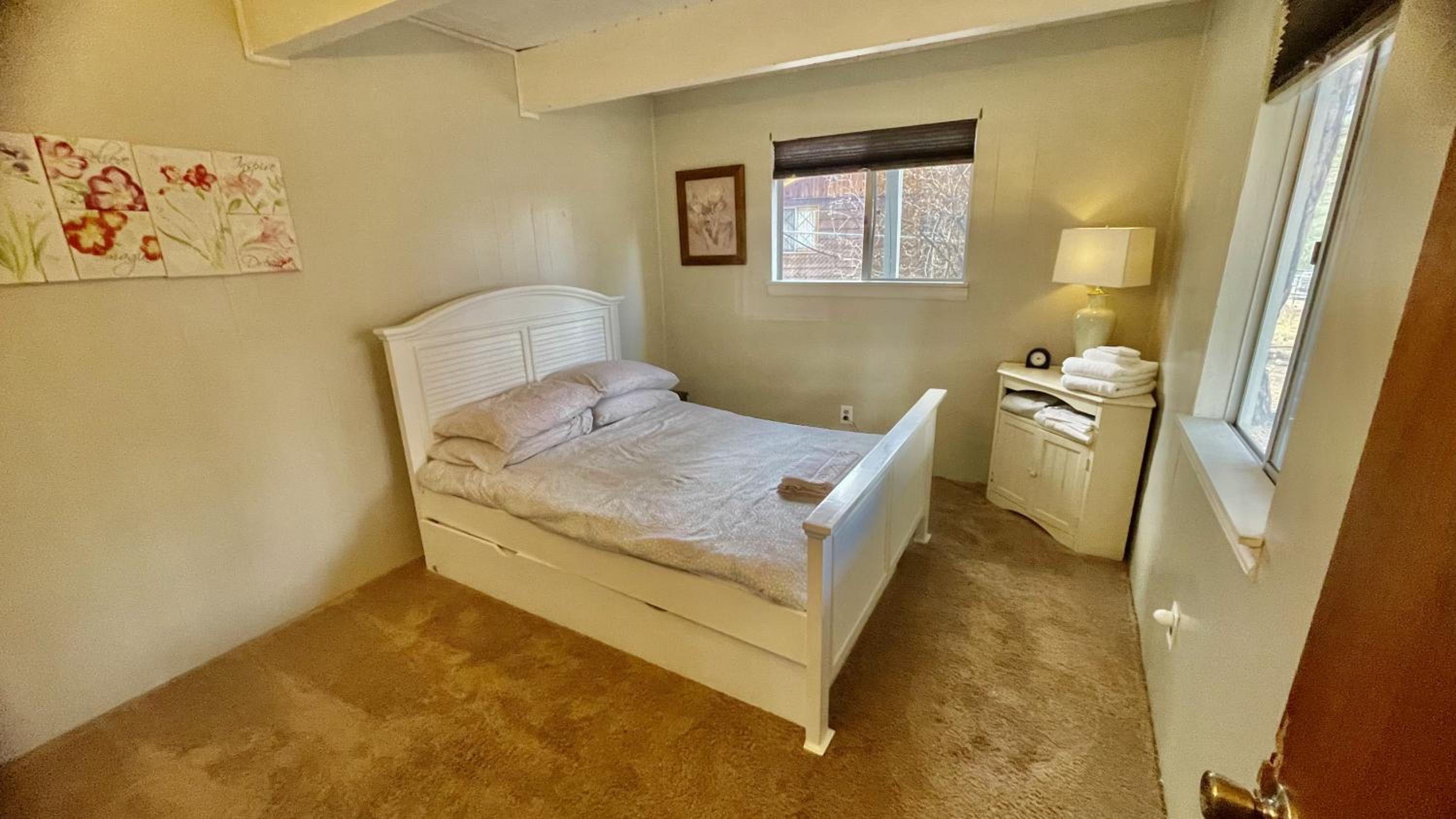 Sweet Cabin Home Getaway! view 5