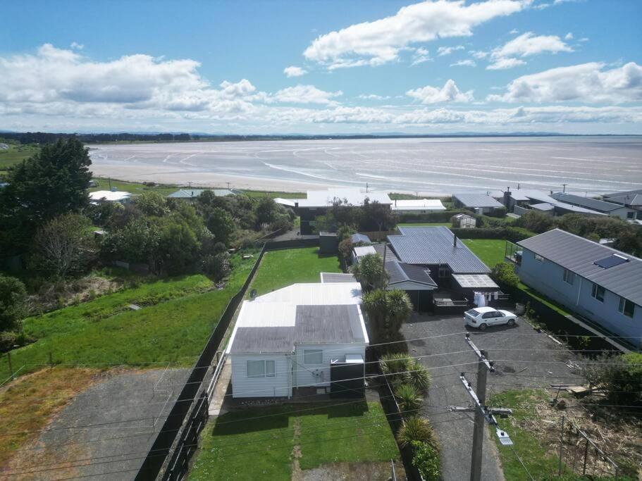 Rustys Riverton Retreat view 3
