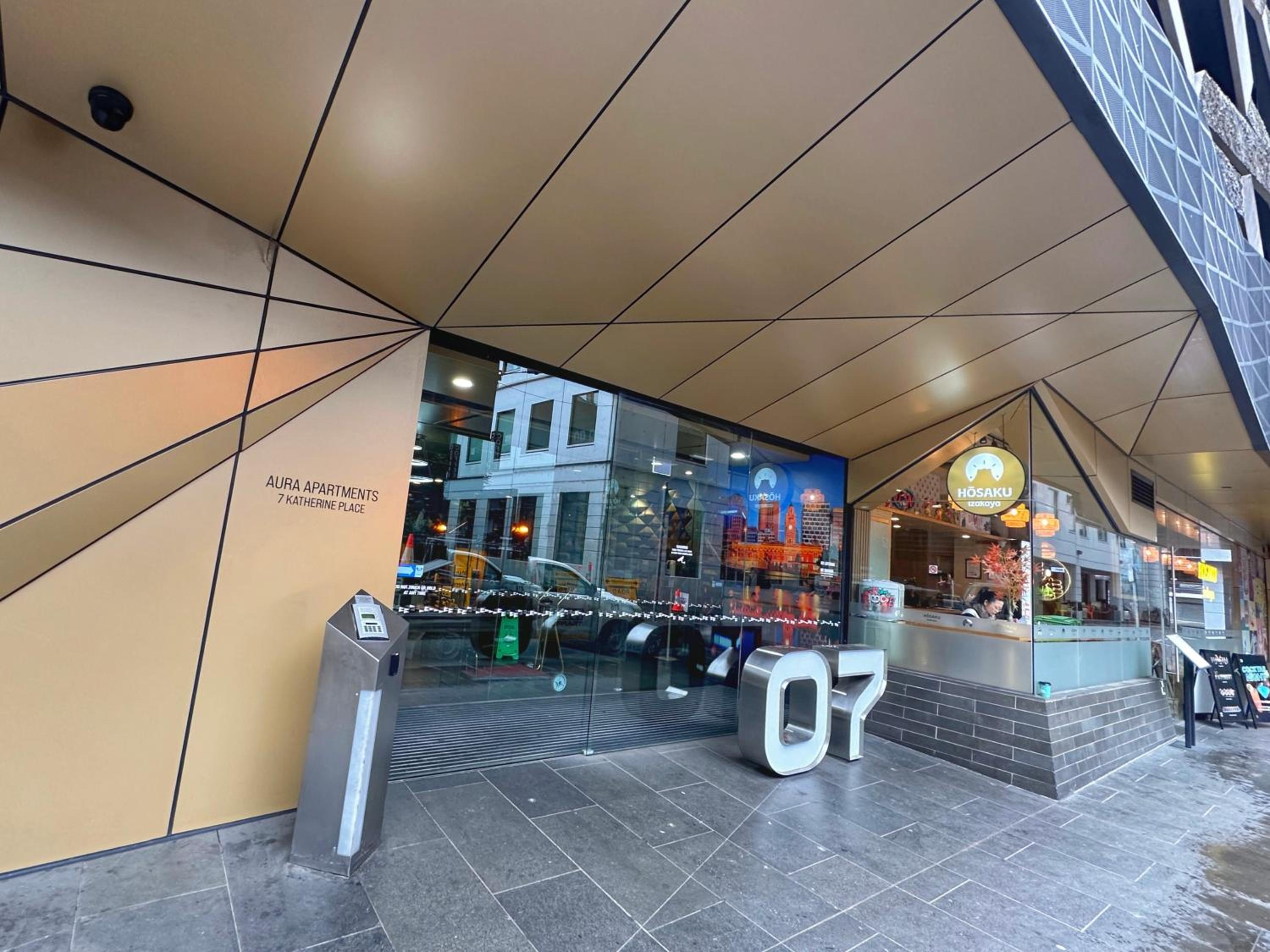 2Bed2Bath YarraRiver view by Convention and Exhibition
