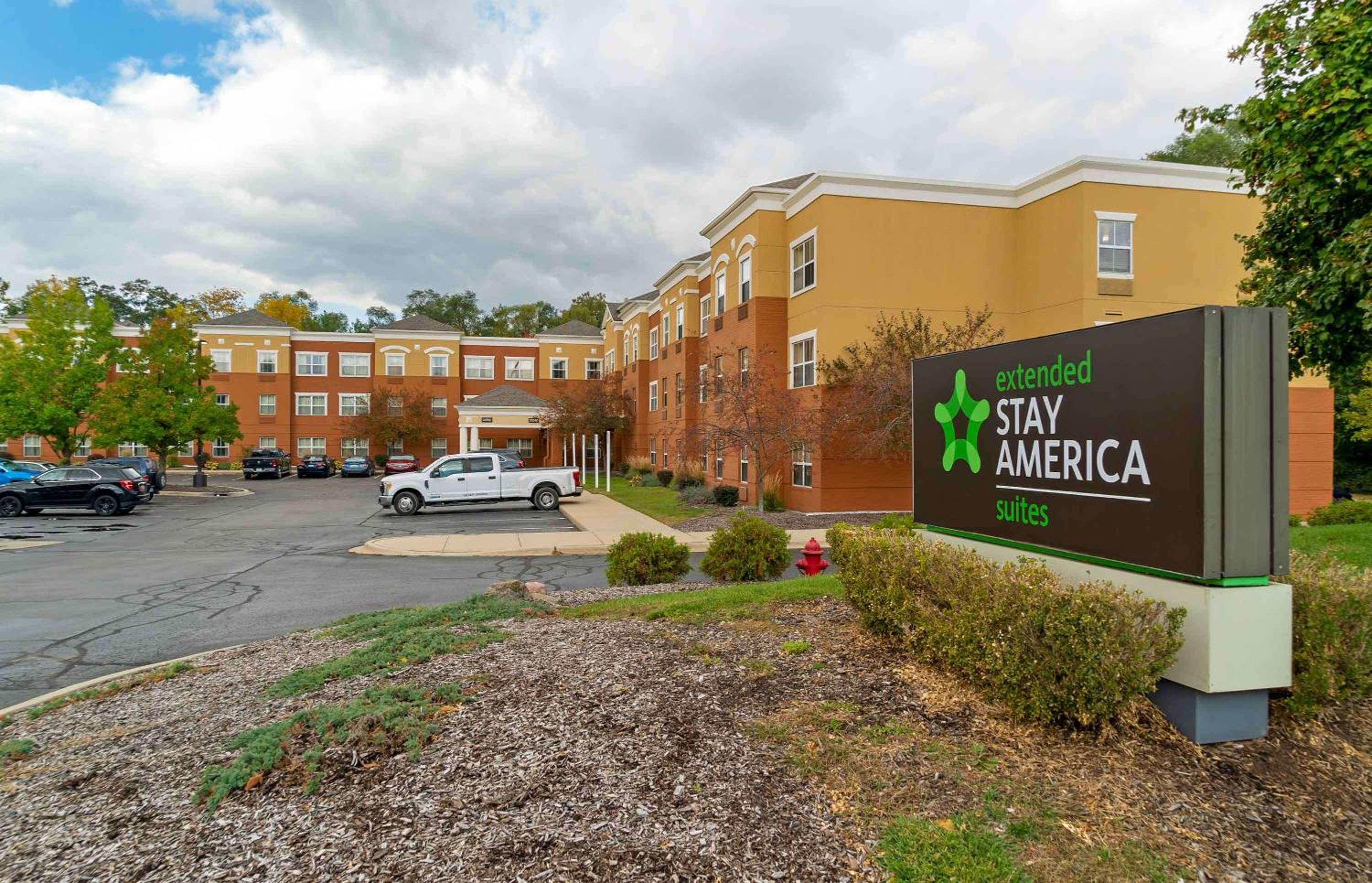Detroit Vacations - Extended Stay America Suites - Detroit - Novi - Orchard Hill Place - Property Image 1