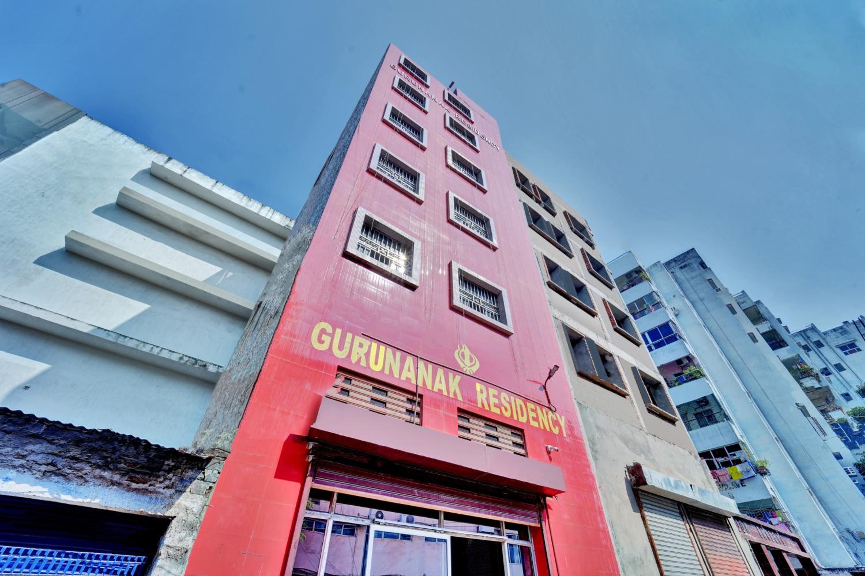 Hotel O by OYO GURU NANAK RESIDENCY view 2