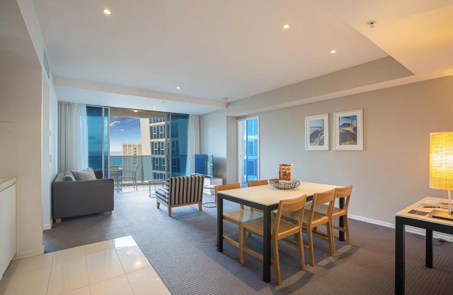 Beach Mountain View Sleeps 6 Surfers Paradise 2 Bed 2 Bath Circle on Cav & Hilton Surfers