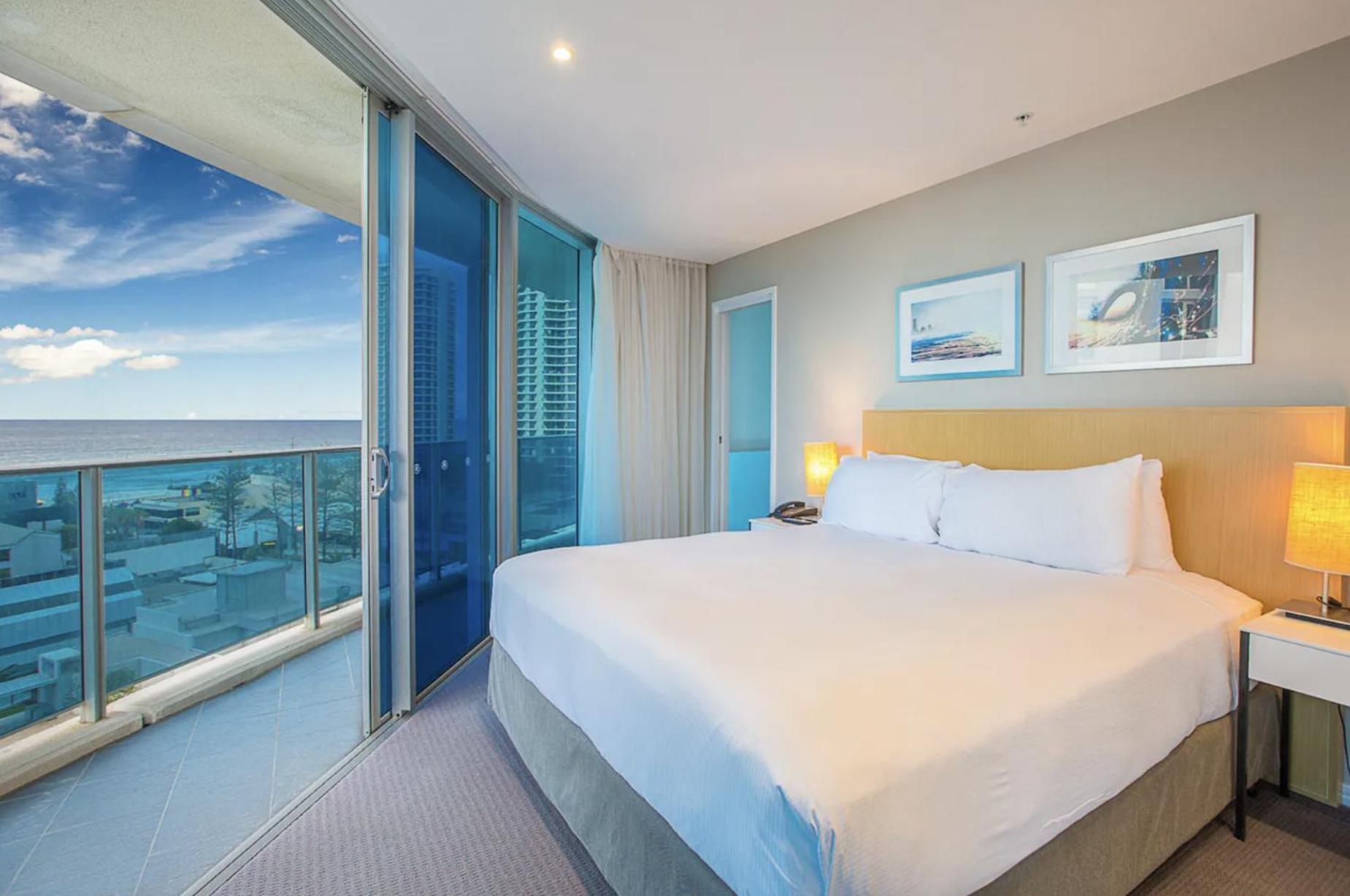 Beach Mountain View Sleeps 6 Surfers Paradise 2 Bed 2 Bath Circle on Cav & Hilton Surfers