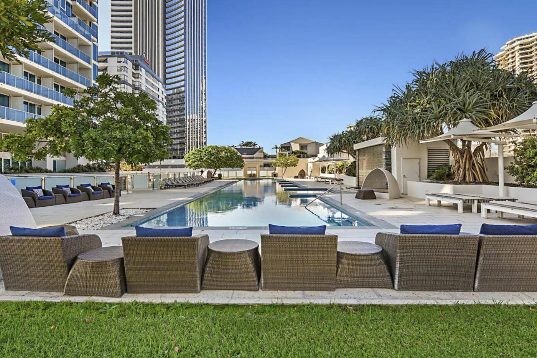 Beach Mountain View Sleeps 6 Surfers Paradise 2 Bed 2 Bath Circle on Cav & Hilton Surfers
