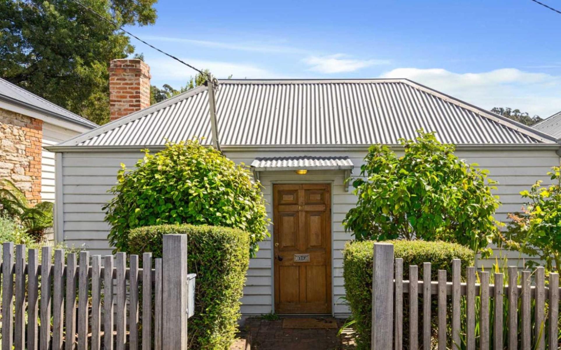 Irresistible renovated 1840 inner-city cottage