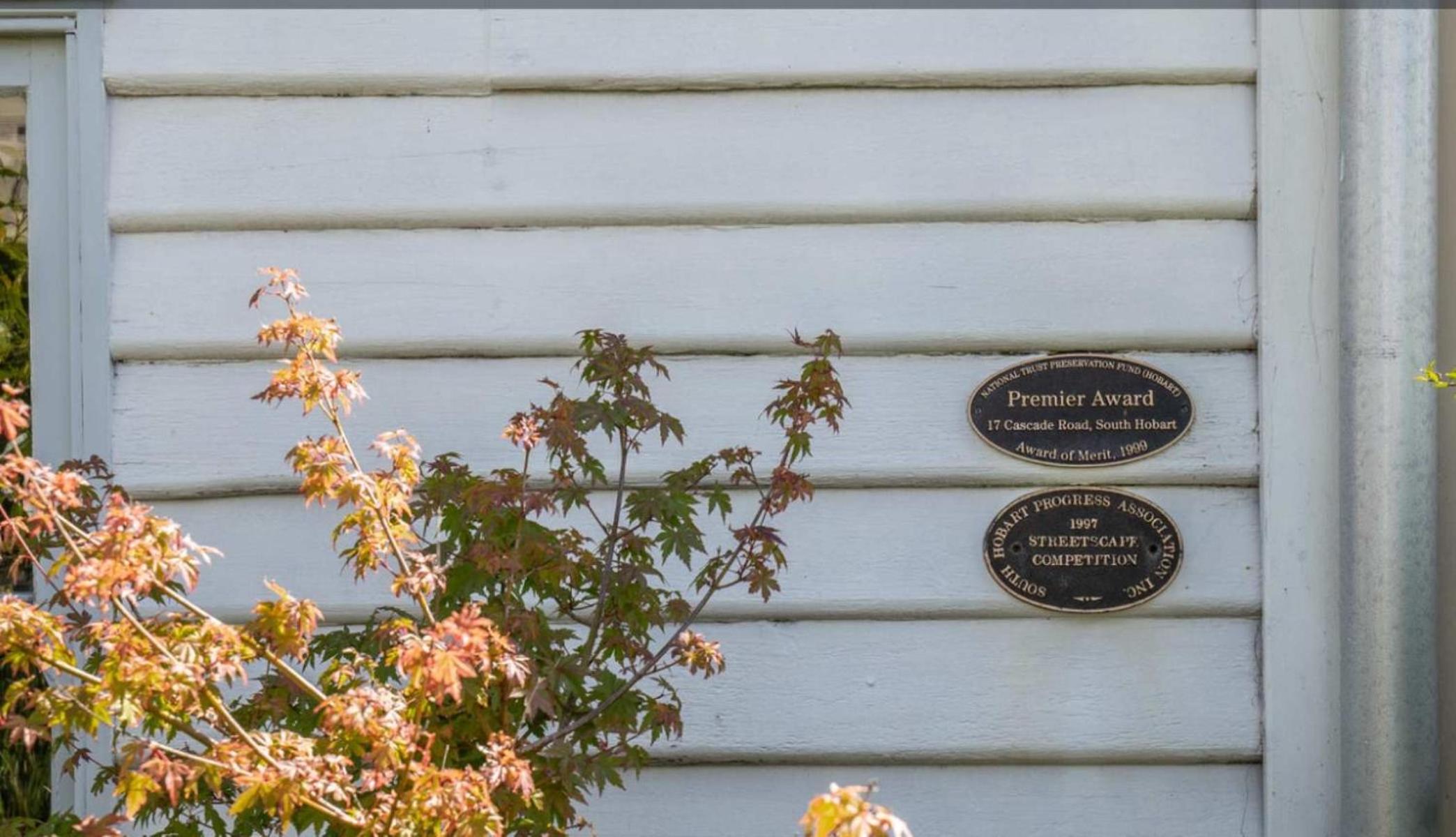 Irresistible renovated 1840 inner-city cottage