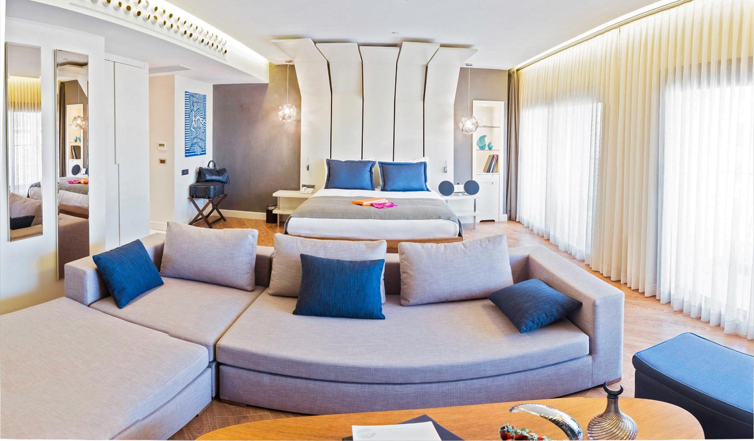 Maroon Otel Pera - Image 59