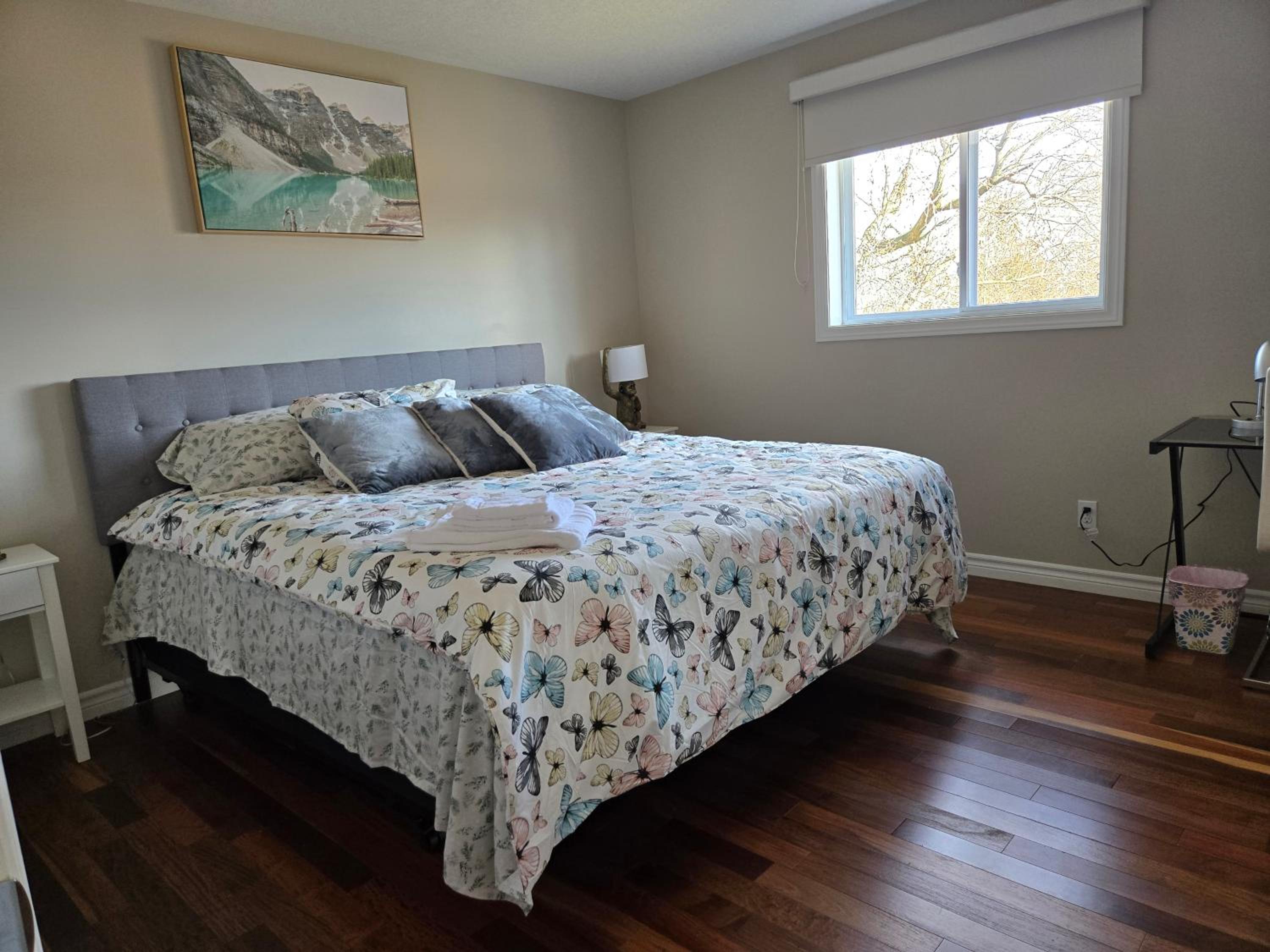 Belleville Vacations - Beautiful House 2 bedroom - Property Image 9