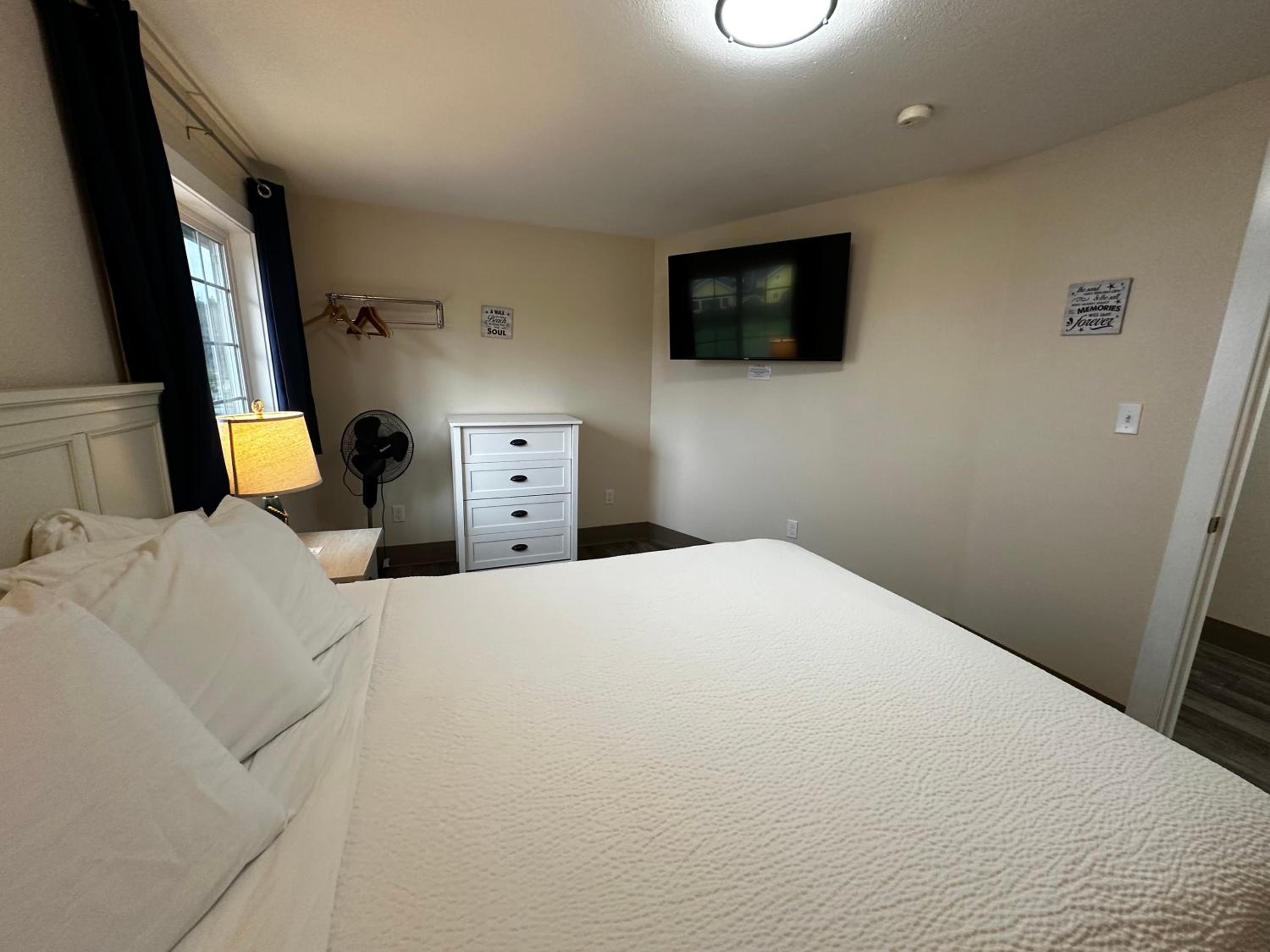 Coastal Inn and Suites