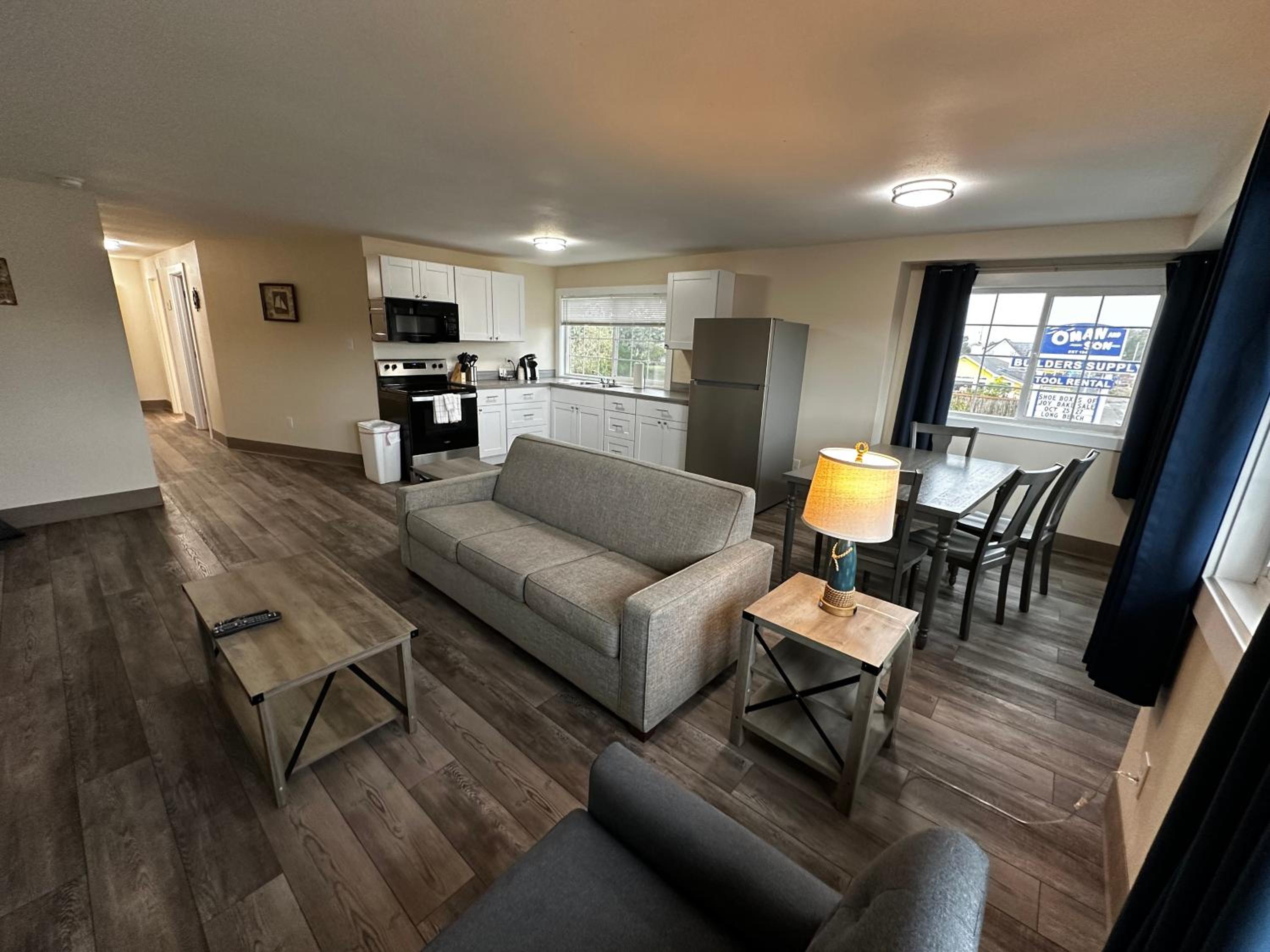 Coastal Inn and Suites