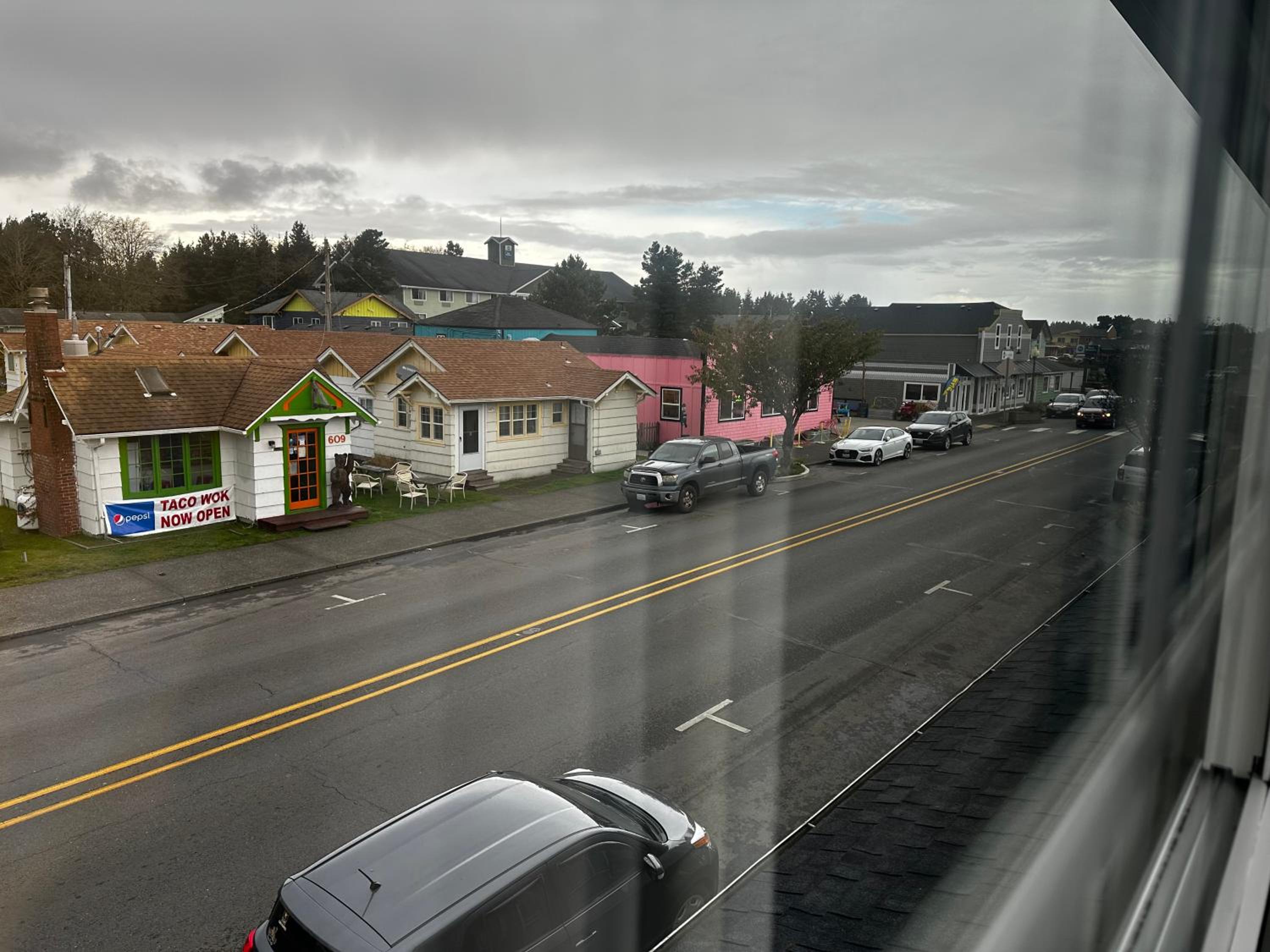 Coastal Inn and Suites