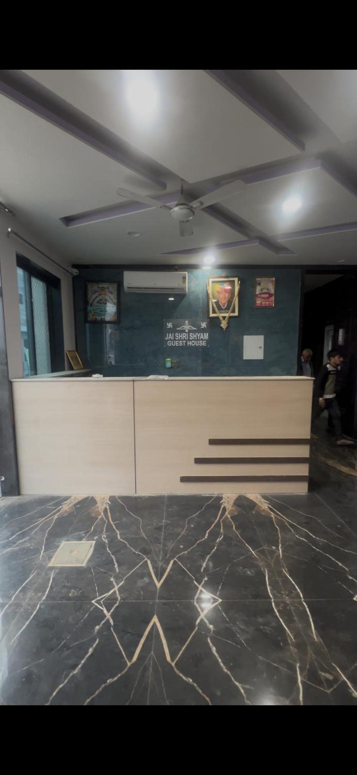 Shree shyam hotel toran dawar view 3