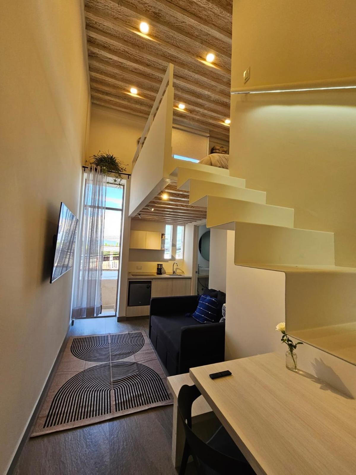 Andreas Loft view 3