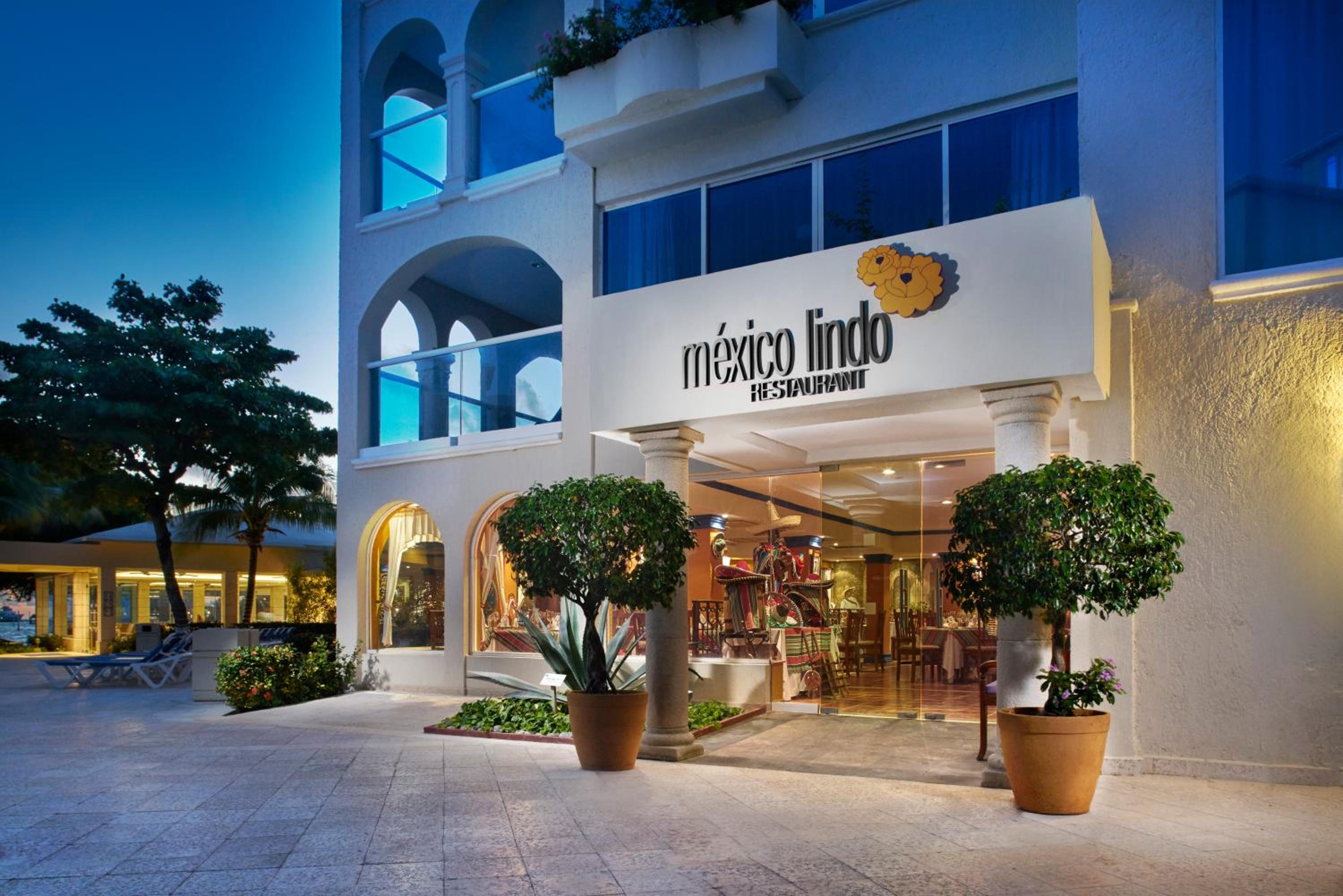 Occidental Costa Cancún - All Inclusive