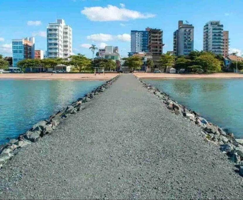 Apto novo completo em Picarras