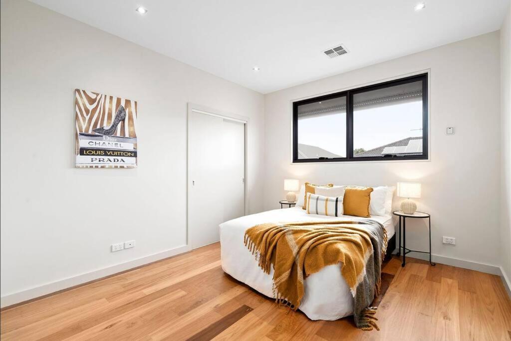 Home & Theatre, Golf, Highpoint