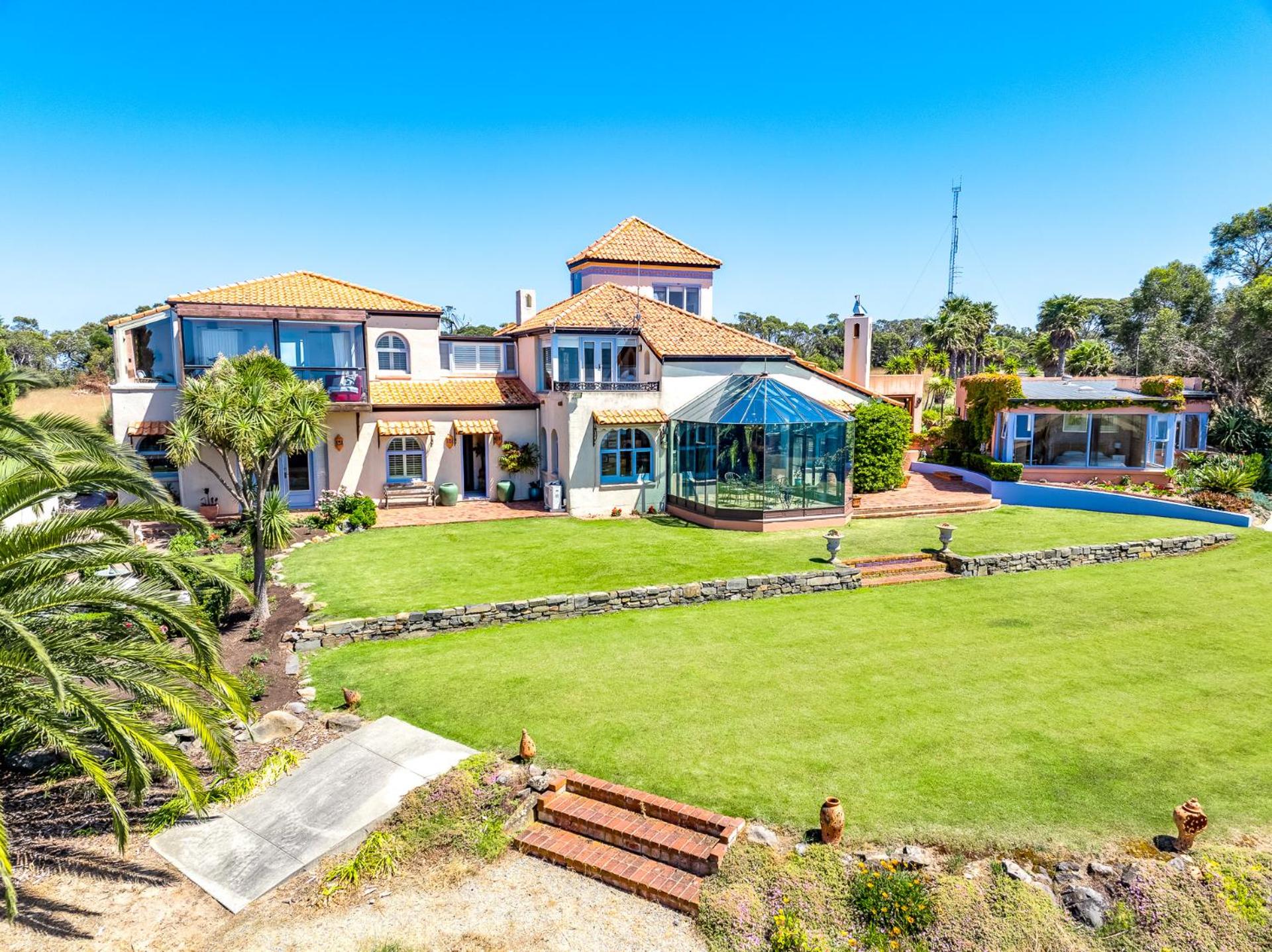 Casa Del Mar with the Best views in Encounter Bay