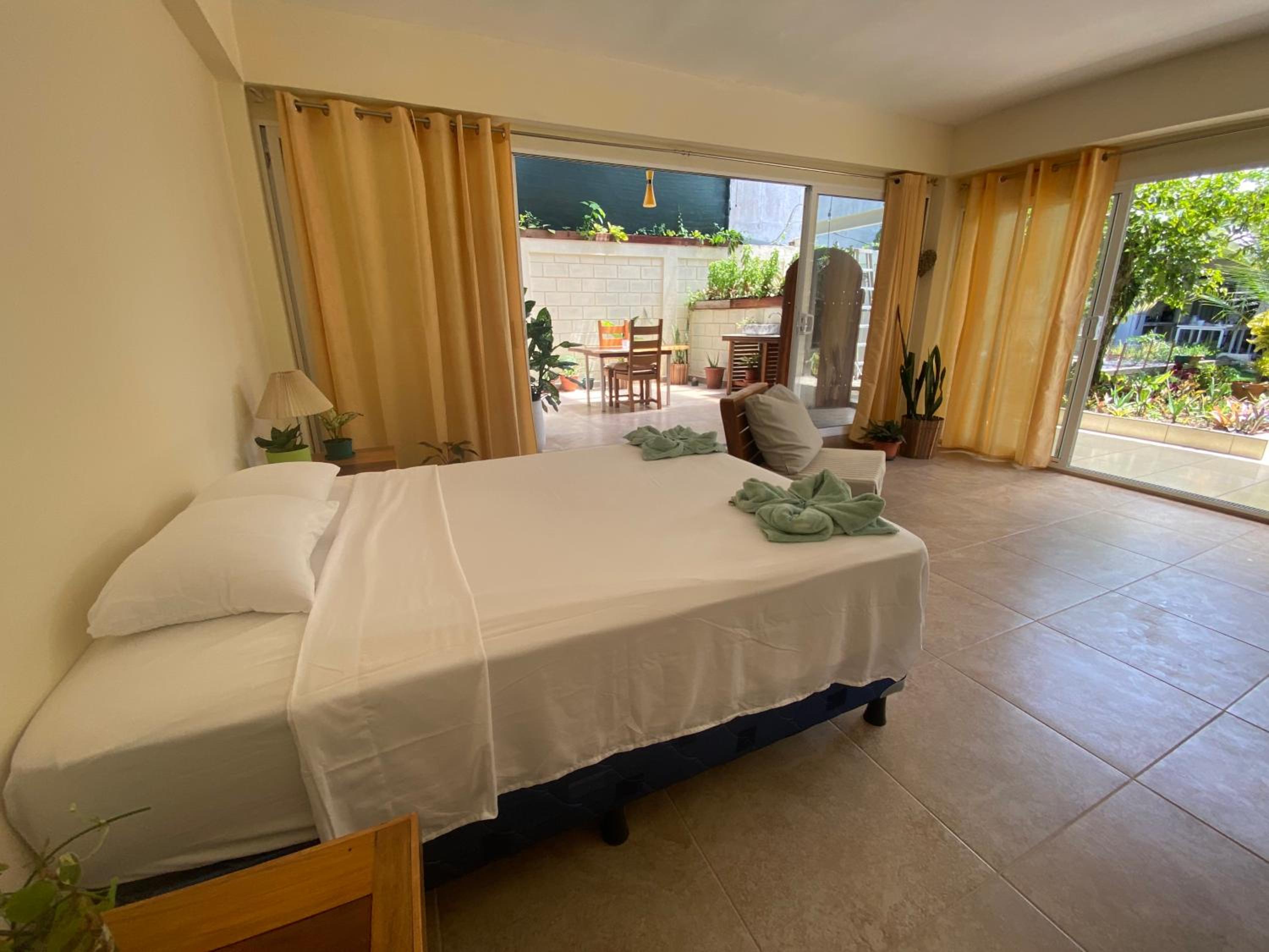 Pura Vida Boutique Apartments
