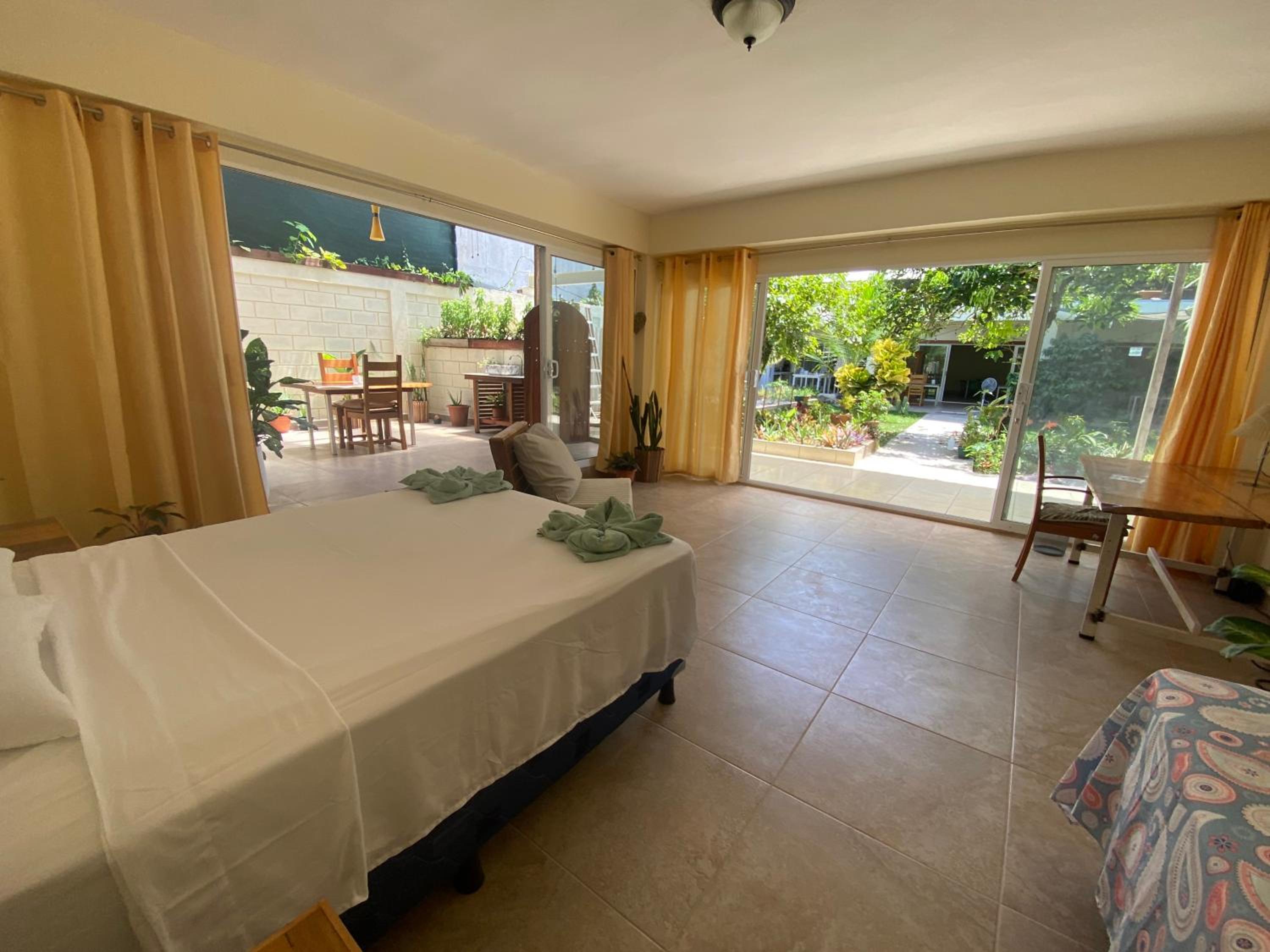 Pura Vida Boutique Apartments