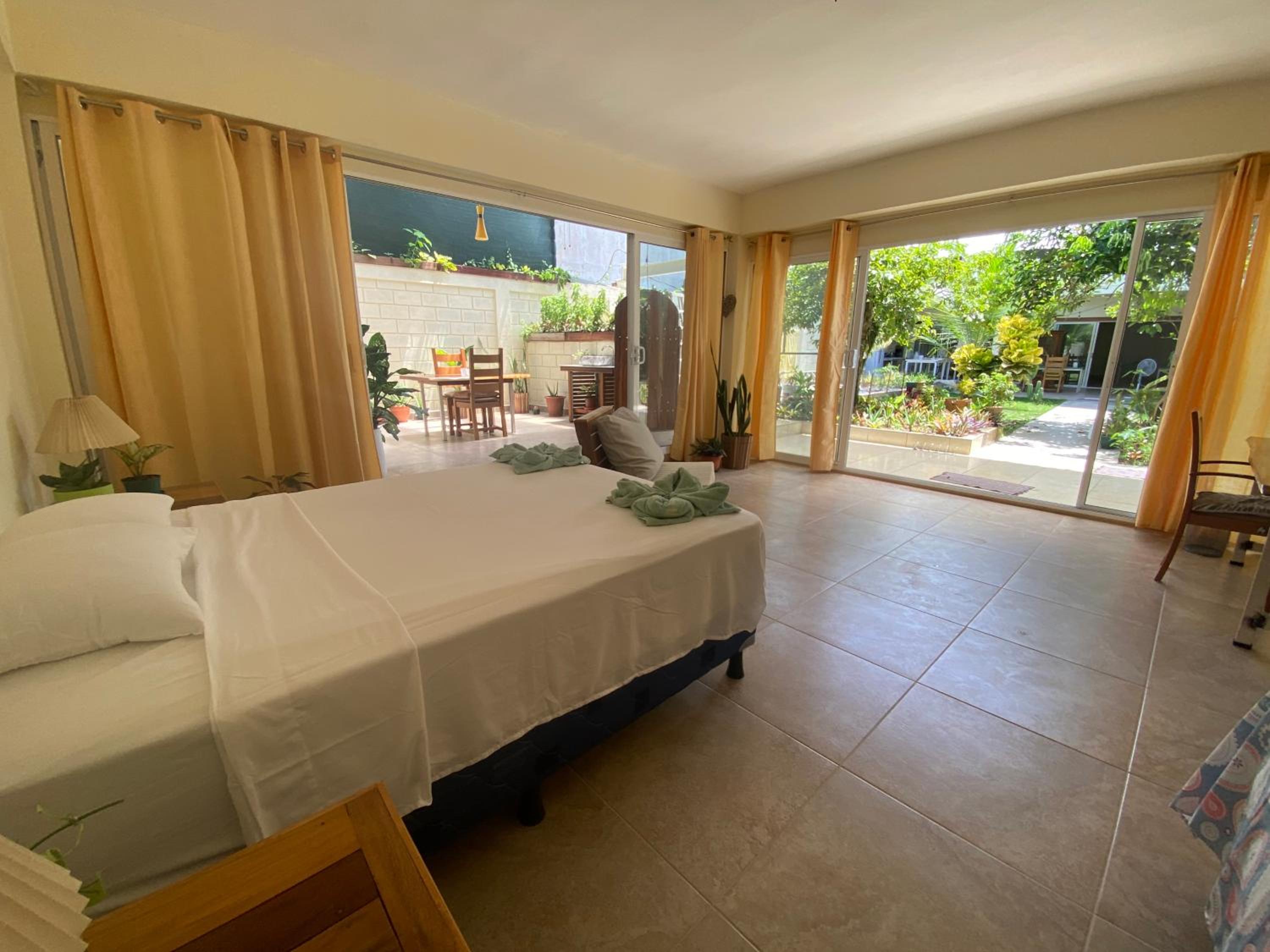 Pura Vida Boutique Apartments
