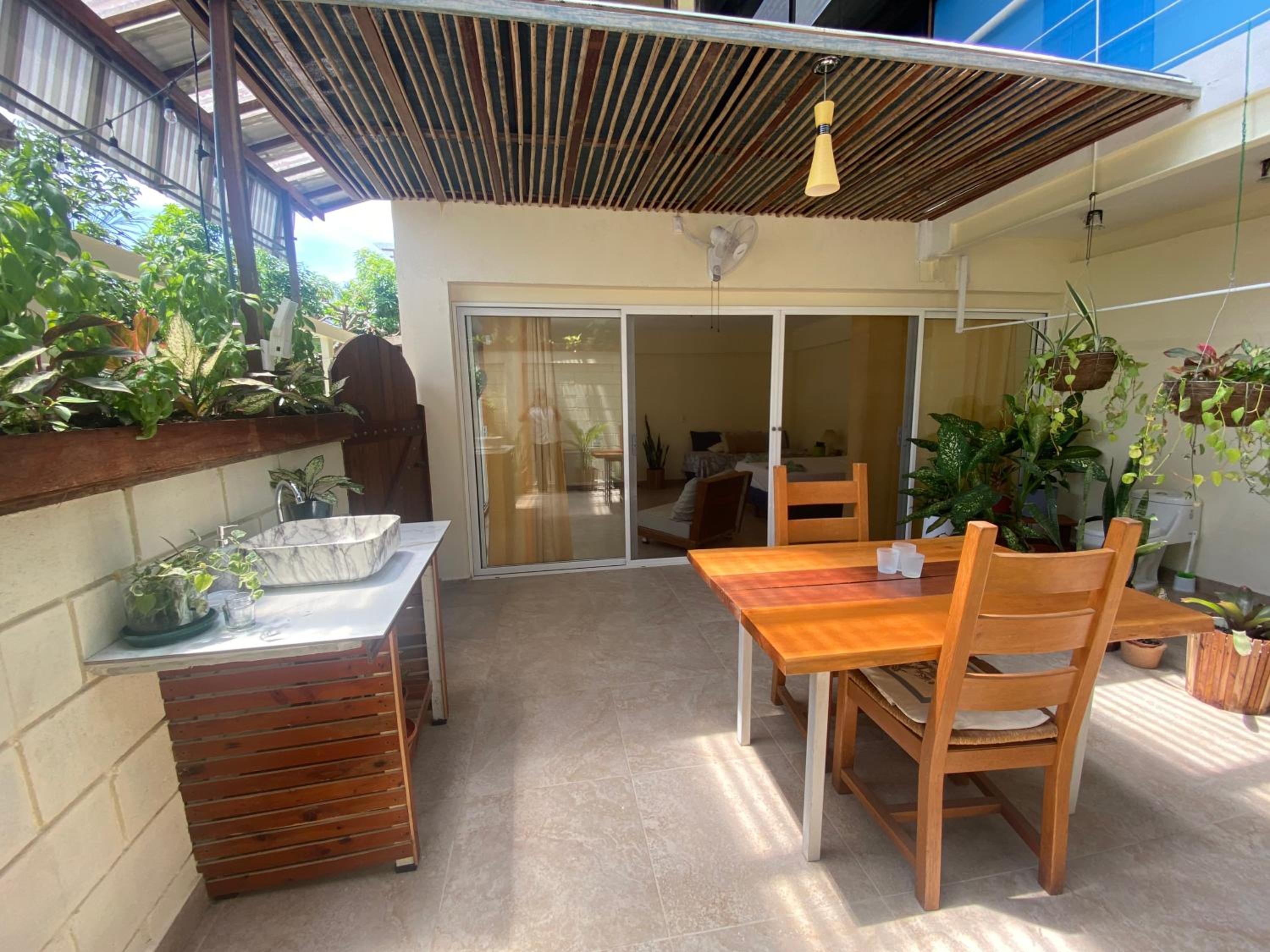 Pura Vida Boutique Apartments
