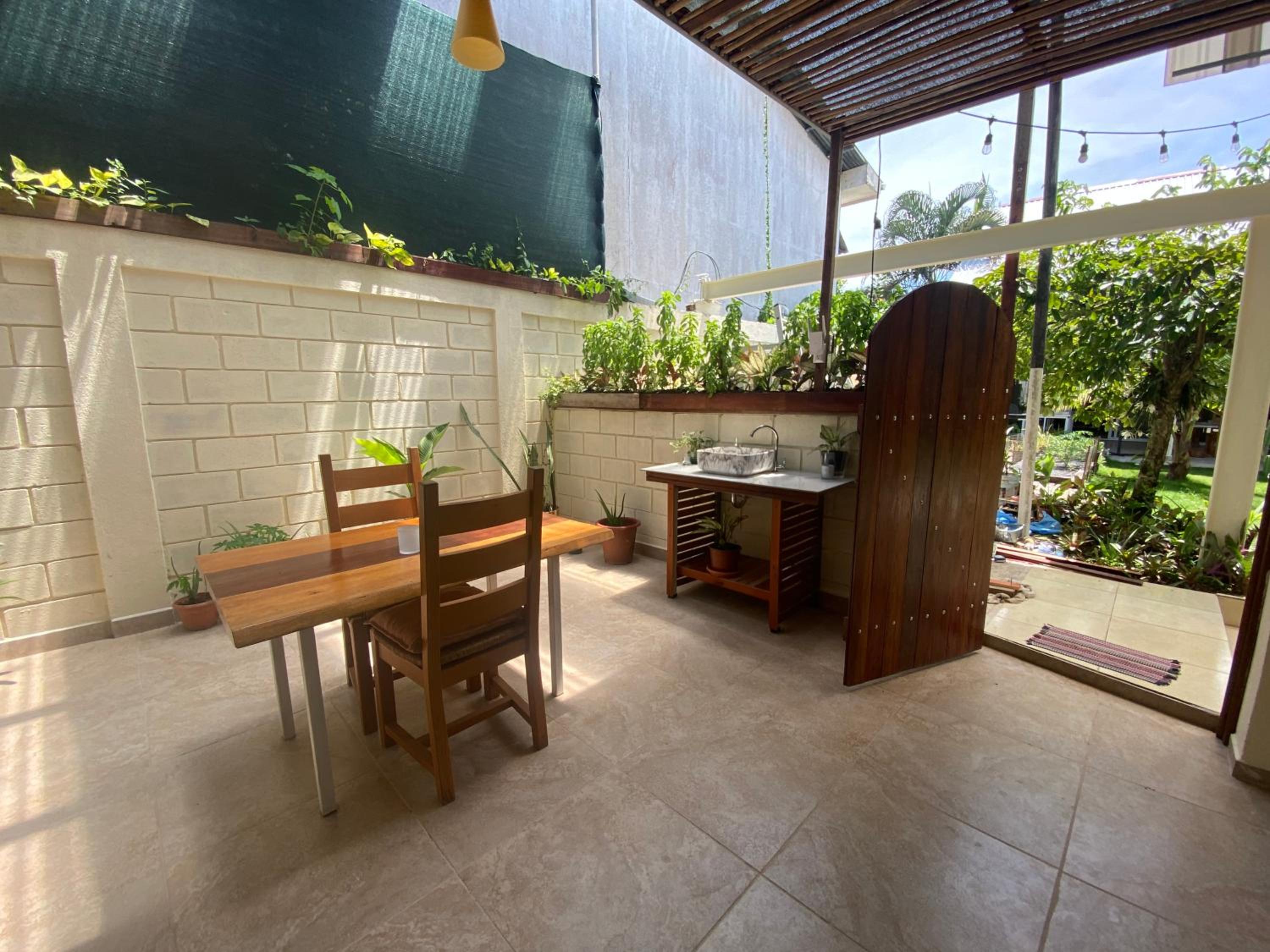 Pura Vida Boutique Apartments