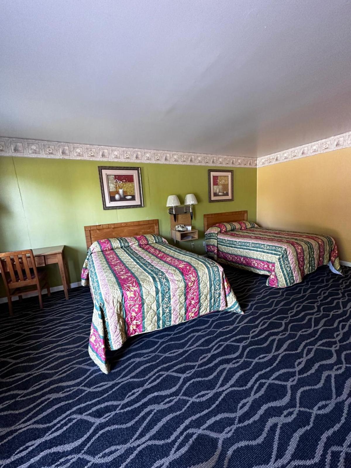 Park inn motel view 5