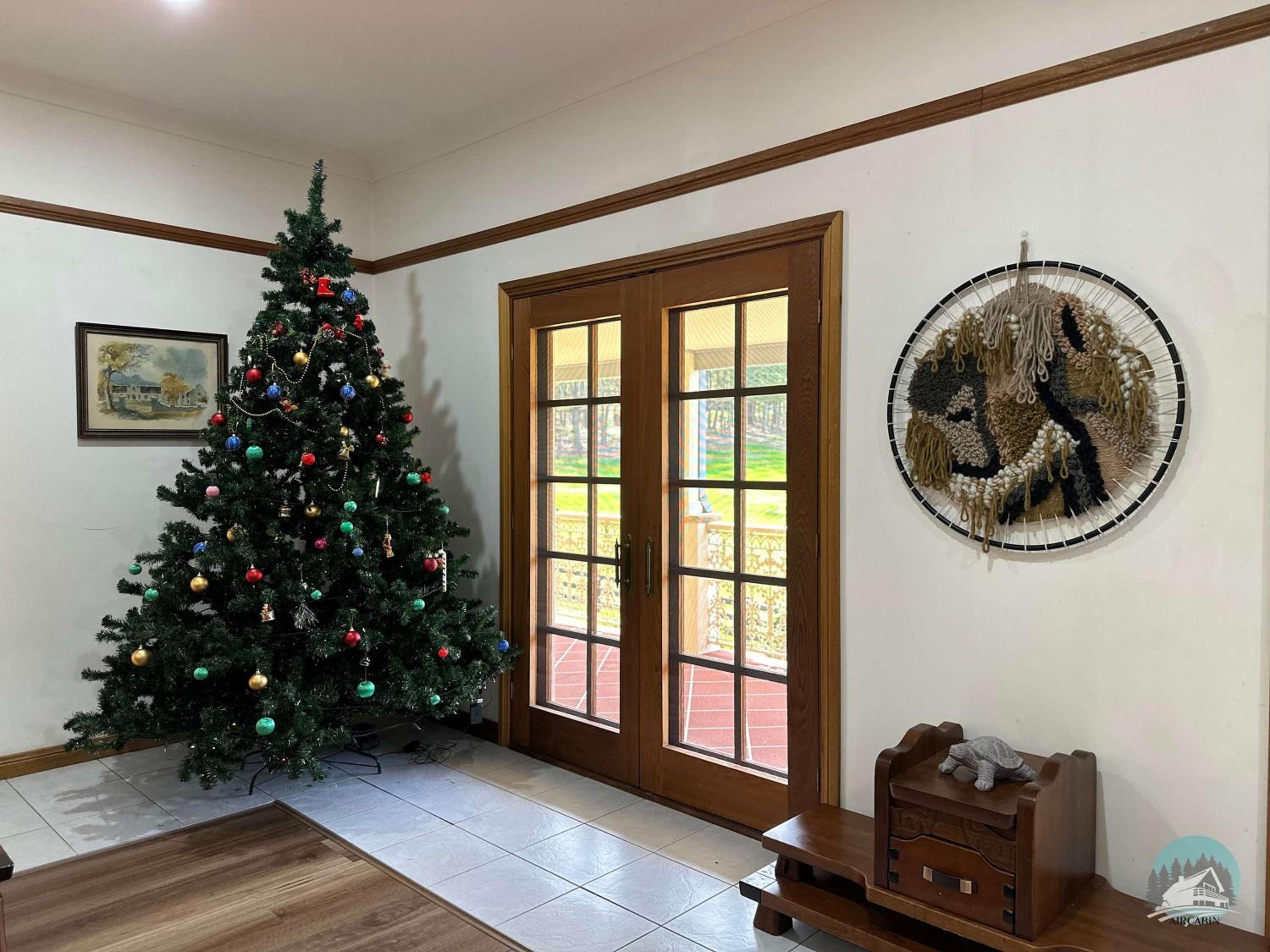 Aircabin - KANGY ANGY - Rural Retreat 4 Bedrooms