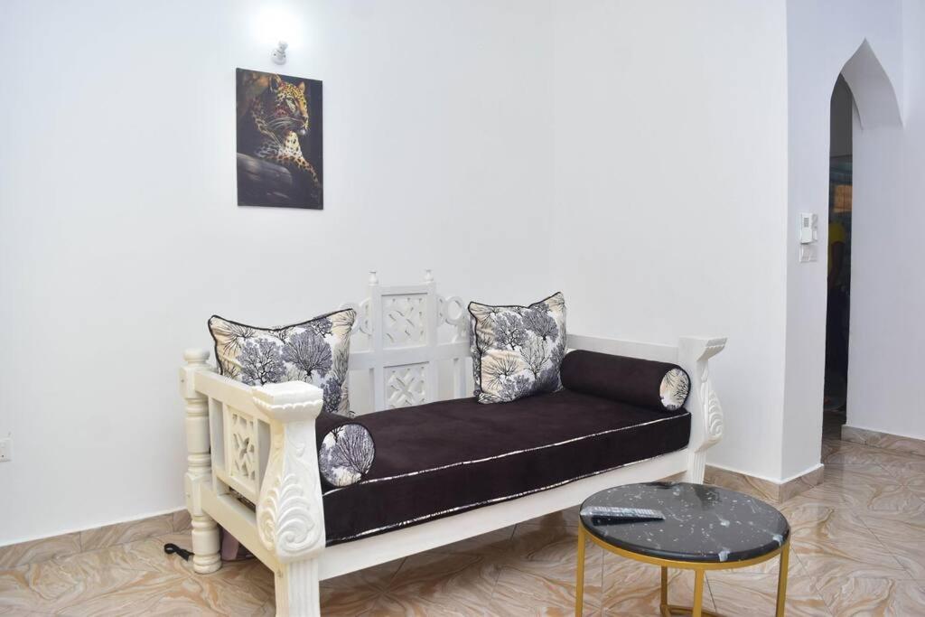 Taji Two bedroom lovely apartment view 5