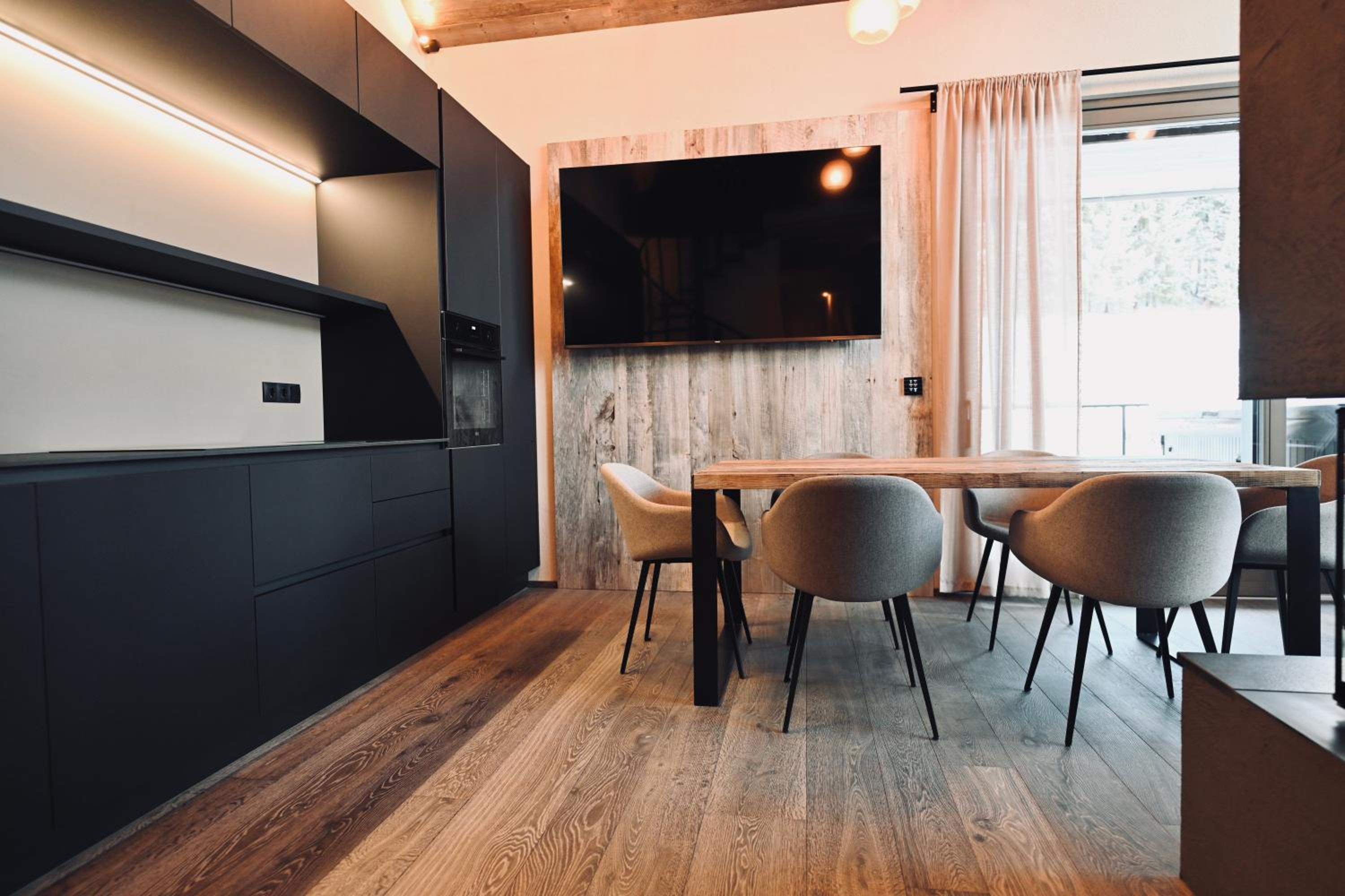 ALOHA Suites - Alp LOdge HAus