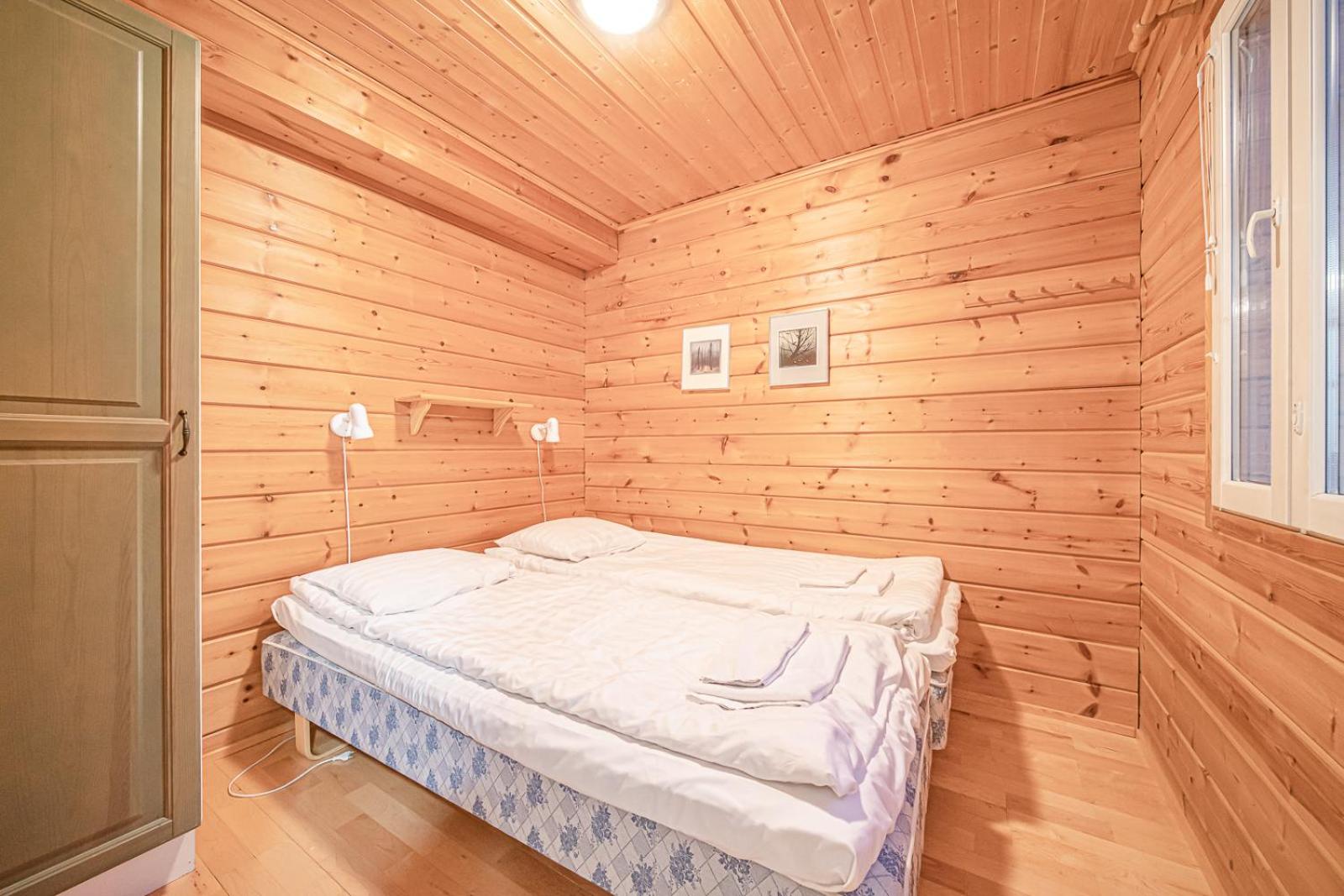Alpine Chalet Central Ski-in Ski-out, Levi center by Aavalevi