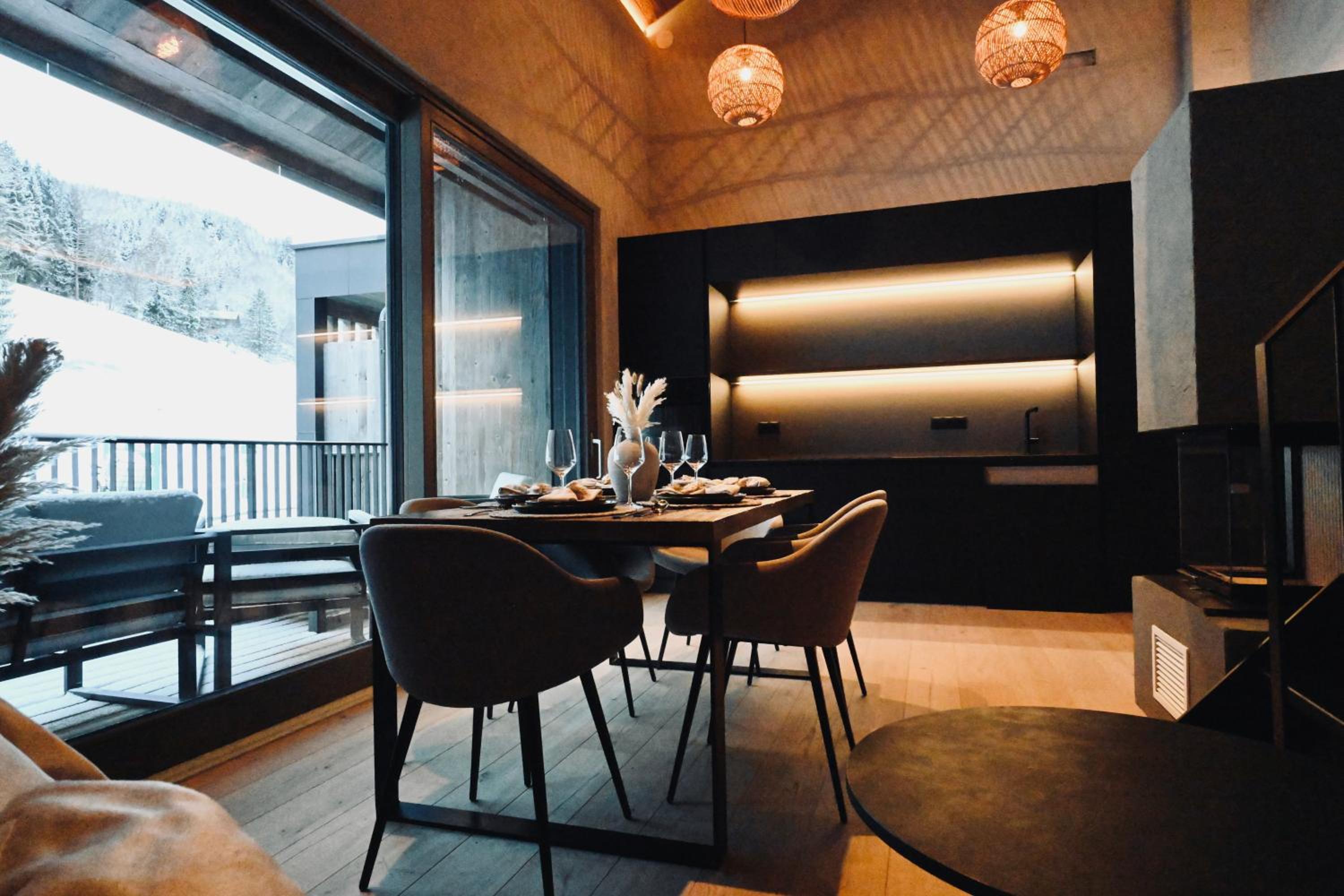 ALOHA Suites - Alp LOdge HAus