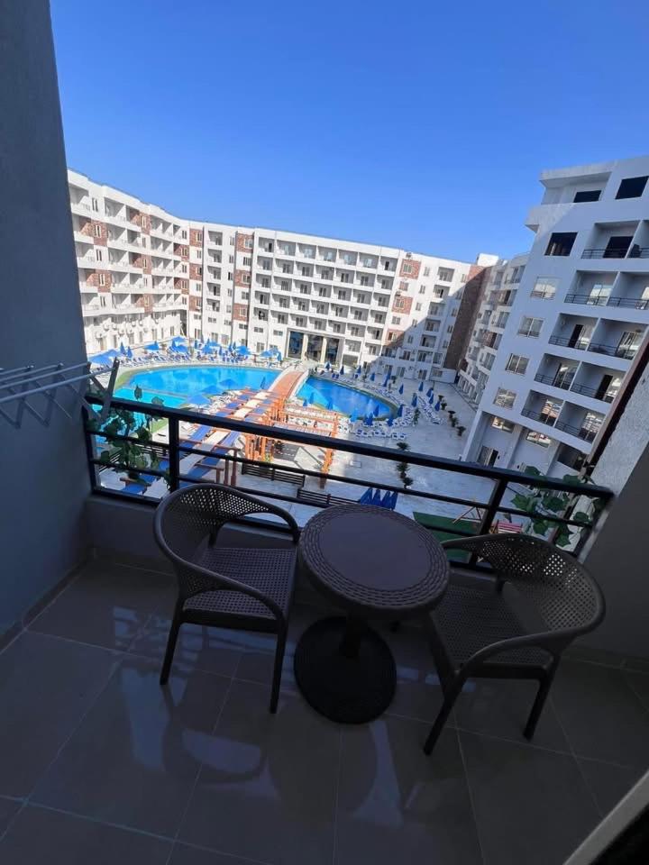 Tiba gollden resort