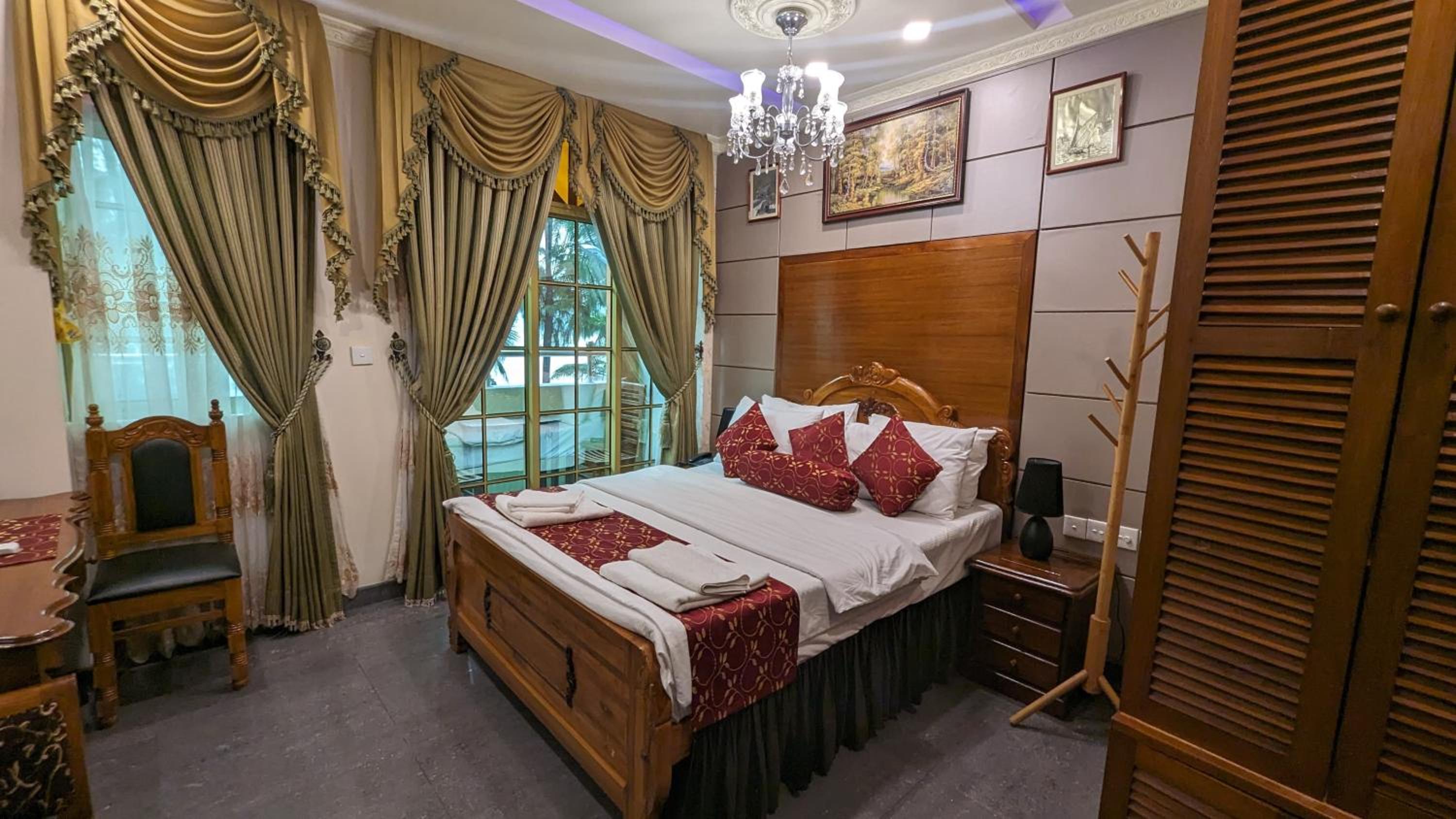 hotel room