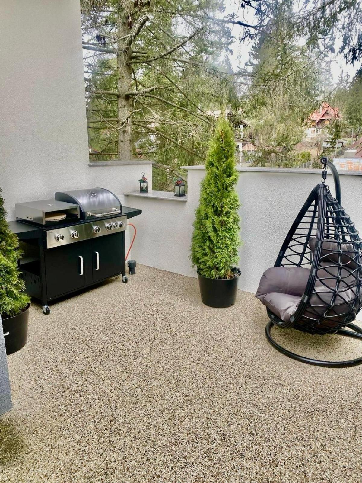 AYASI Luxury Apartment Predeal