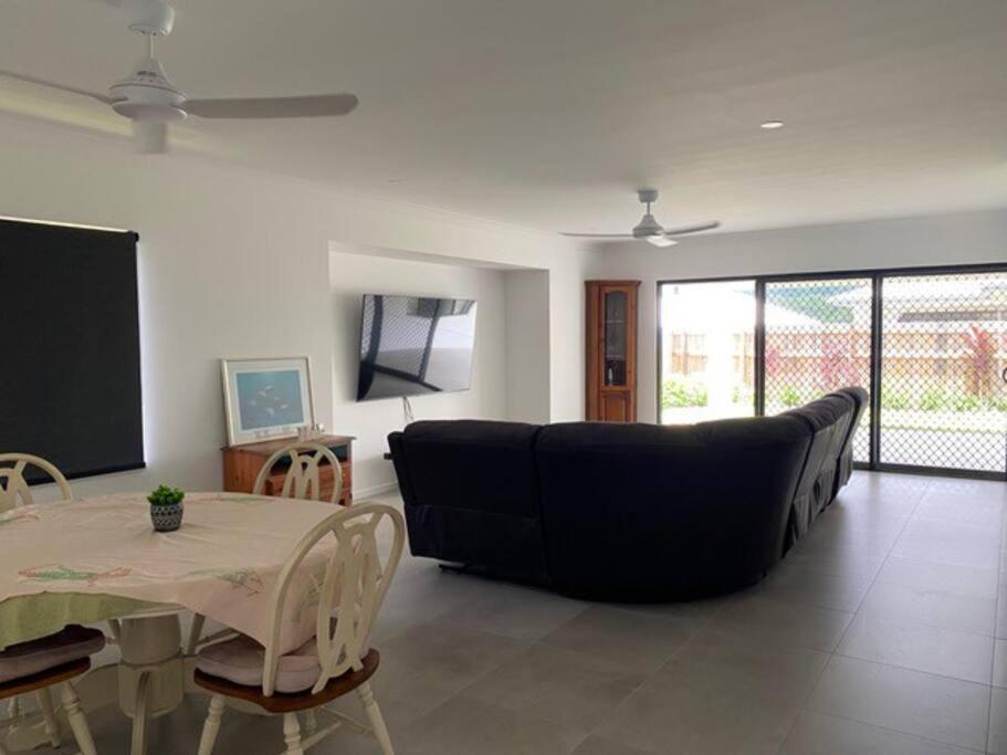 Family size tropical oasis retreat netflix wifi