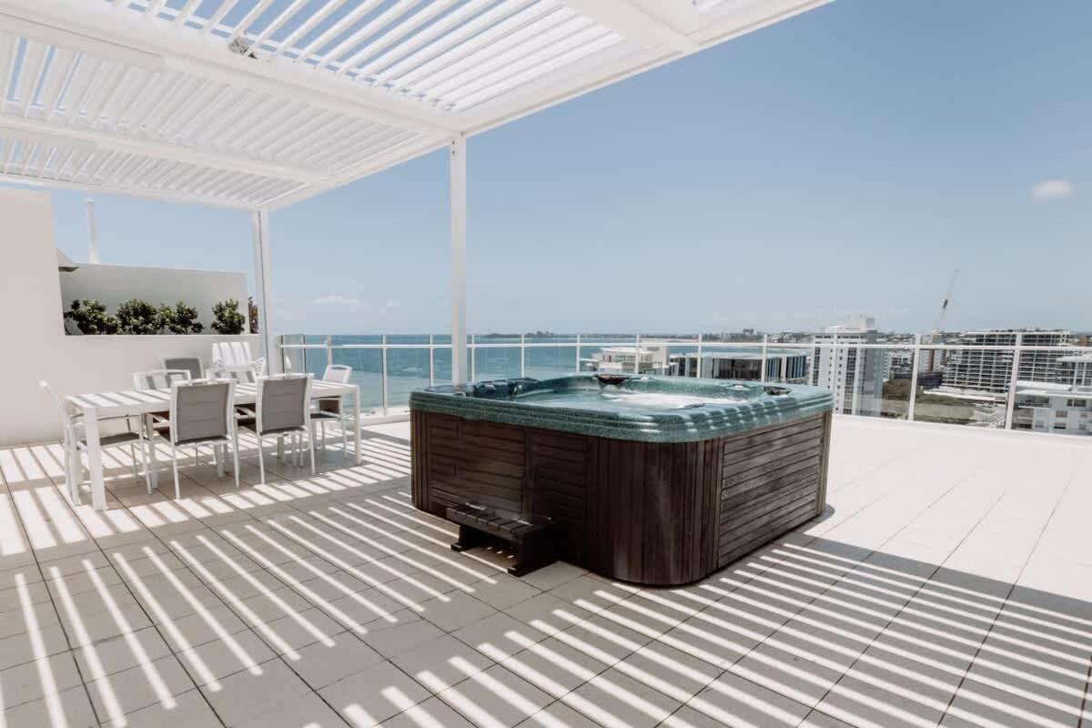 Aquavista Penthouse - Stunning 180 Views