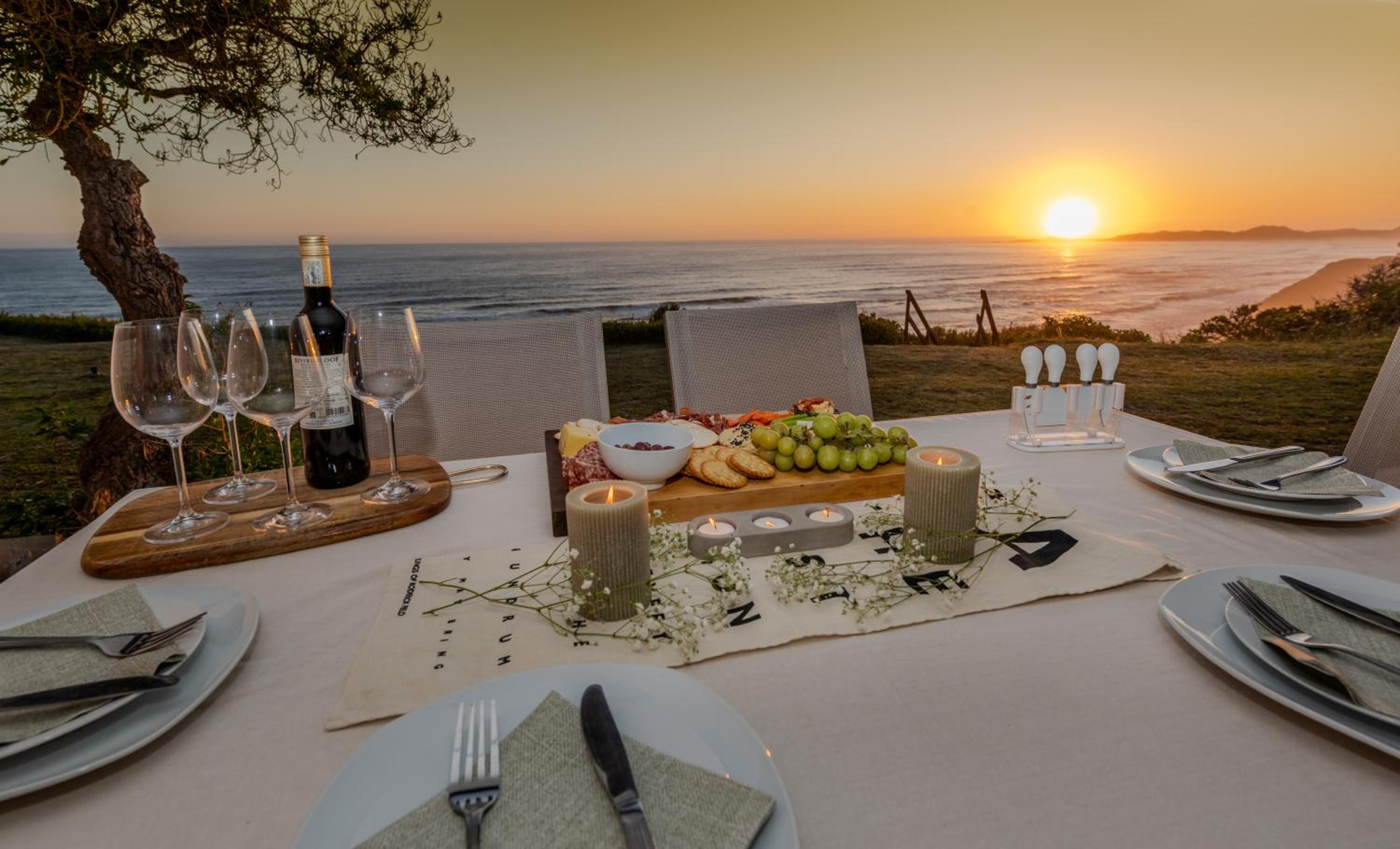 Hotel Brenton Breakers - Image 1